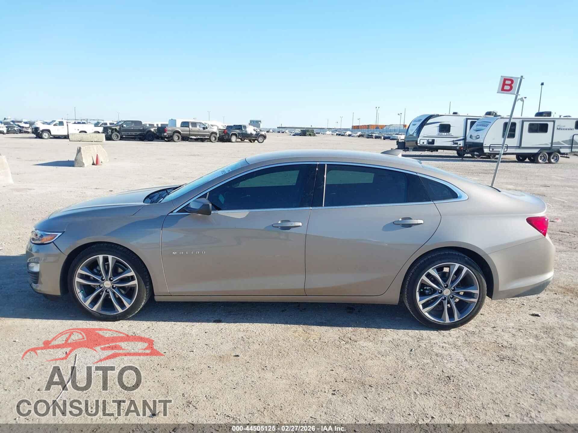 CHEVROLET MALIBU 2023 - 1G1ZD5ST3PF113473