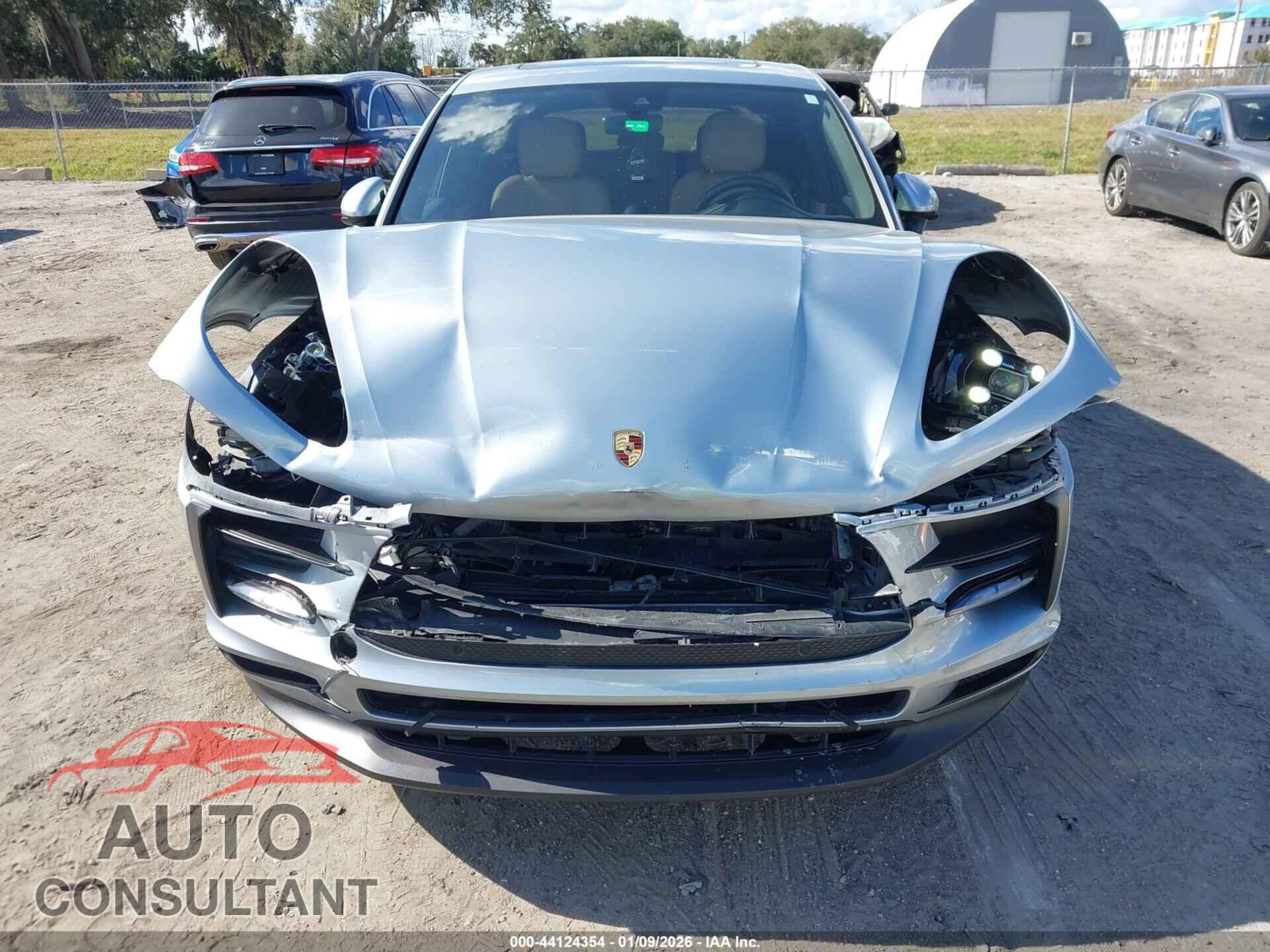 PORSCHE MACAN 2021 - WP1AA2A55MLB00511