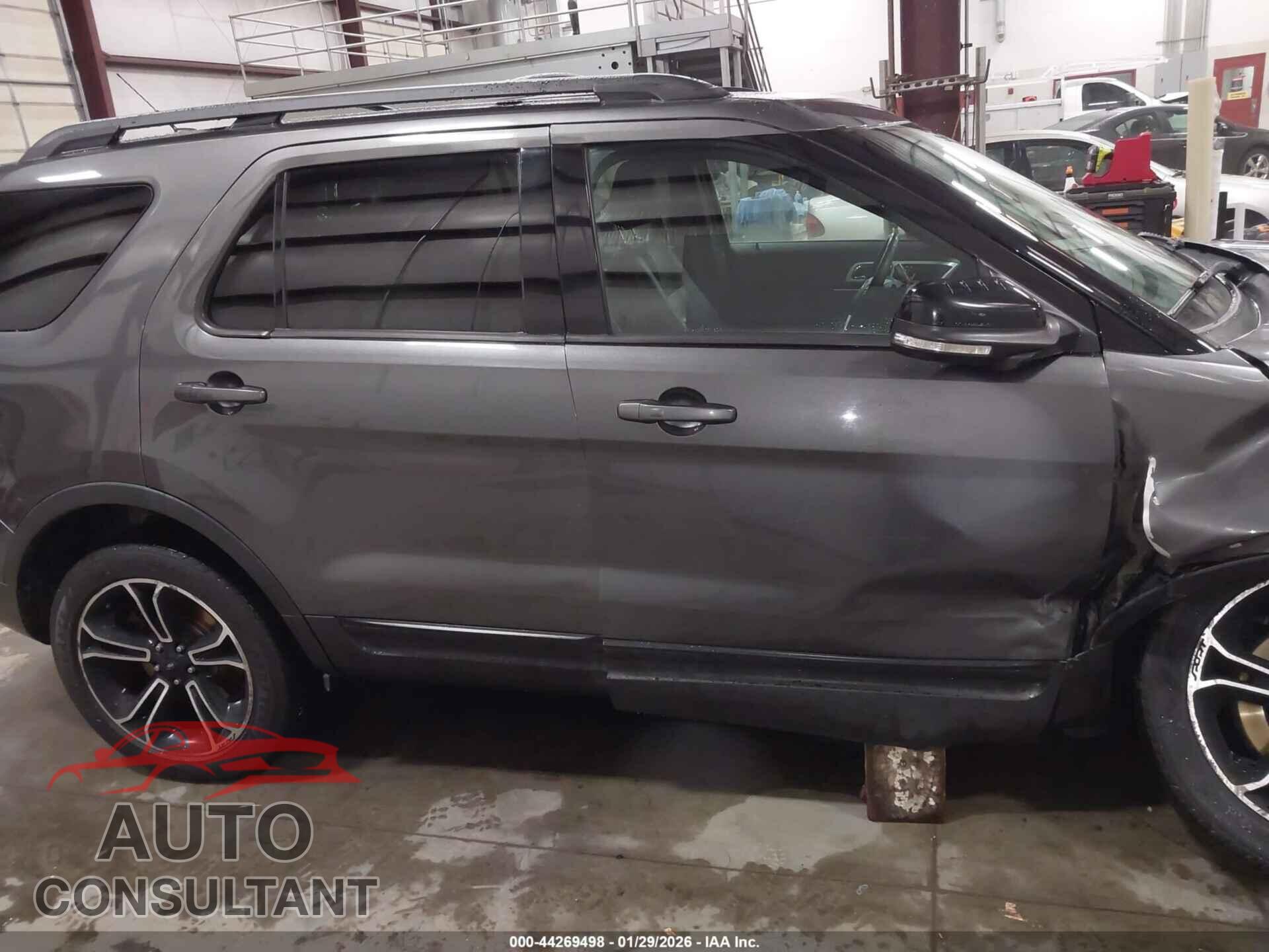 FORD EXPLORER 2015 - 1FM5K8GT7FGA68015