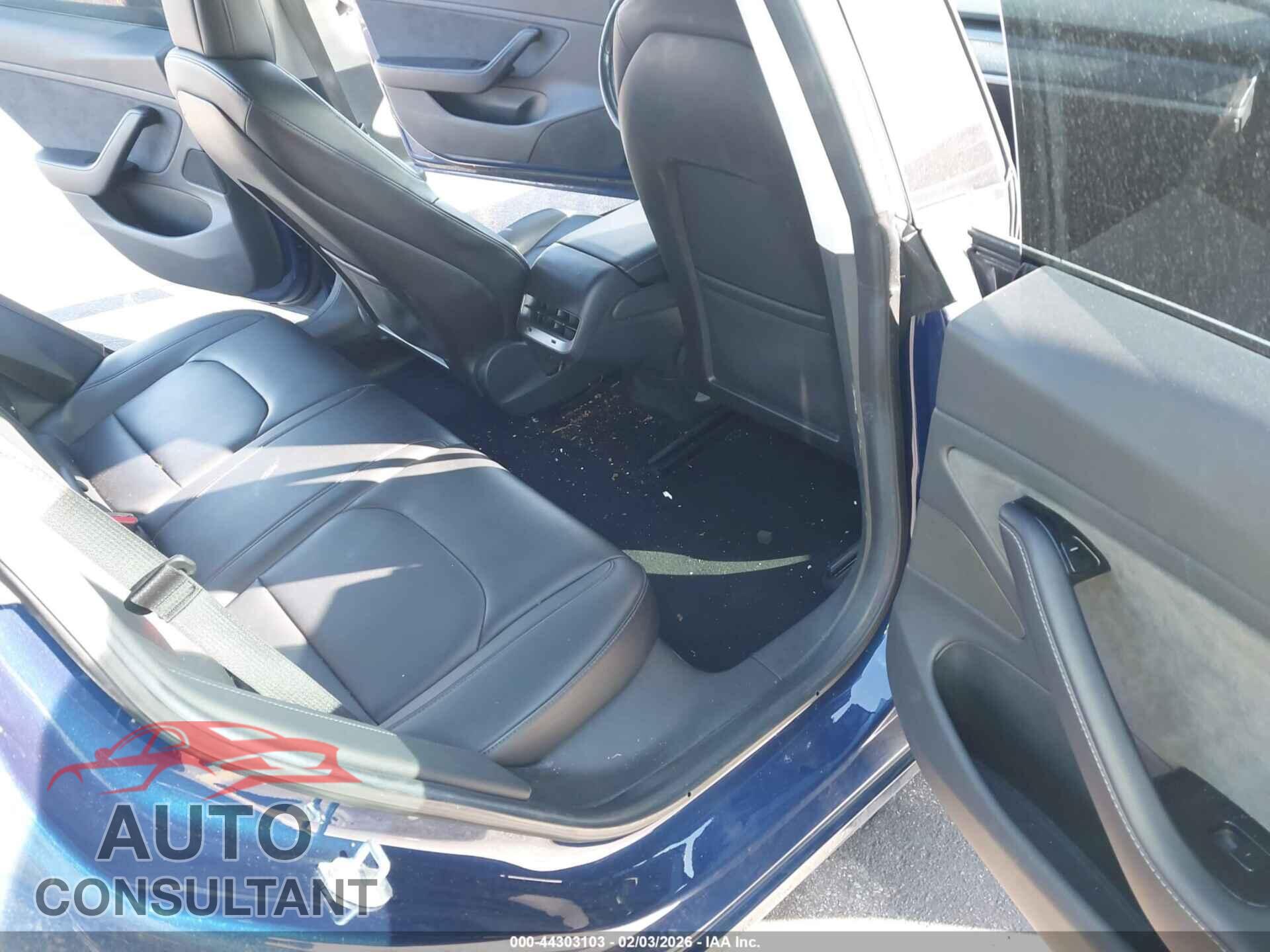 TESLA MODEL 3 2018 - 5YJ3E1EA7JF006323