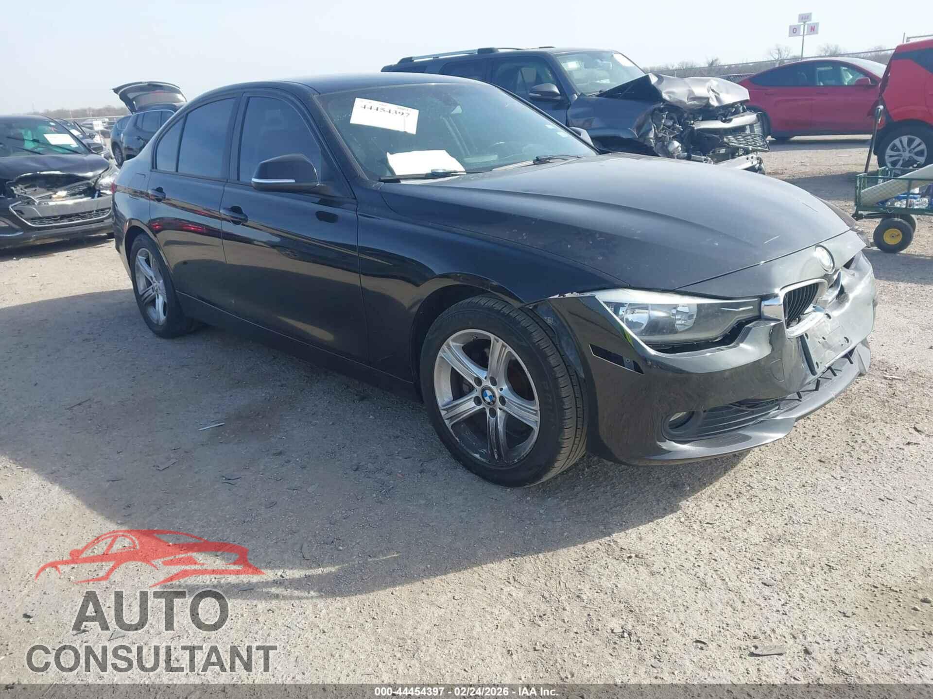 BMW 320I 2015 - WBA3B1C50FK137888