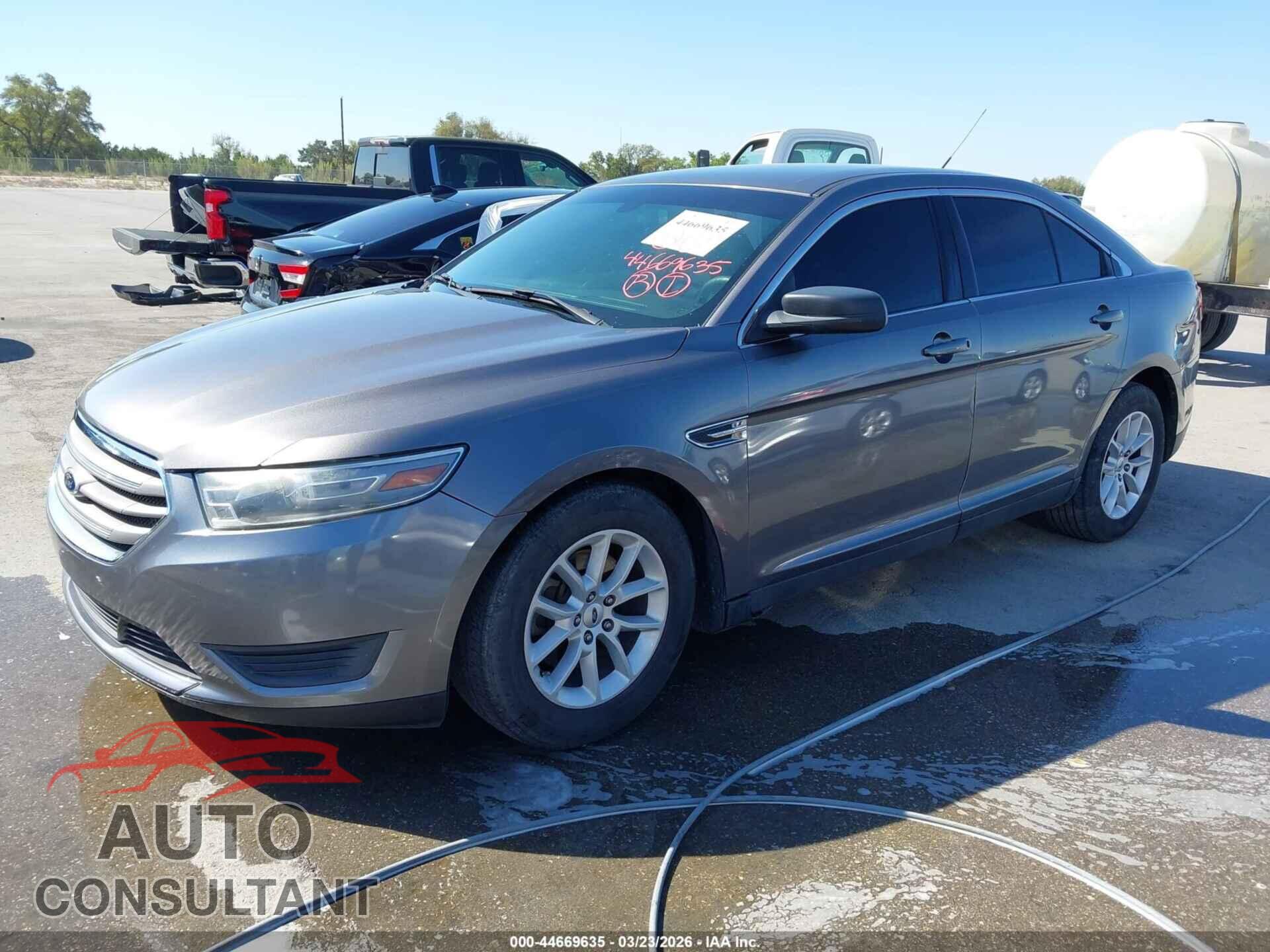 FORD TAURUS 2013 - 1FAHP2D83DG177977