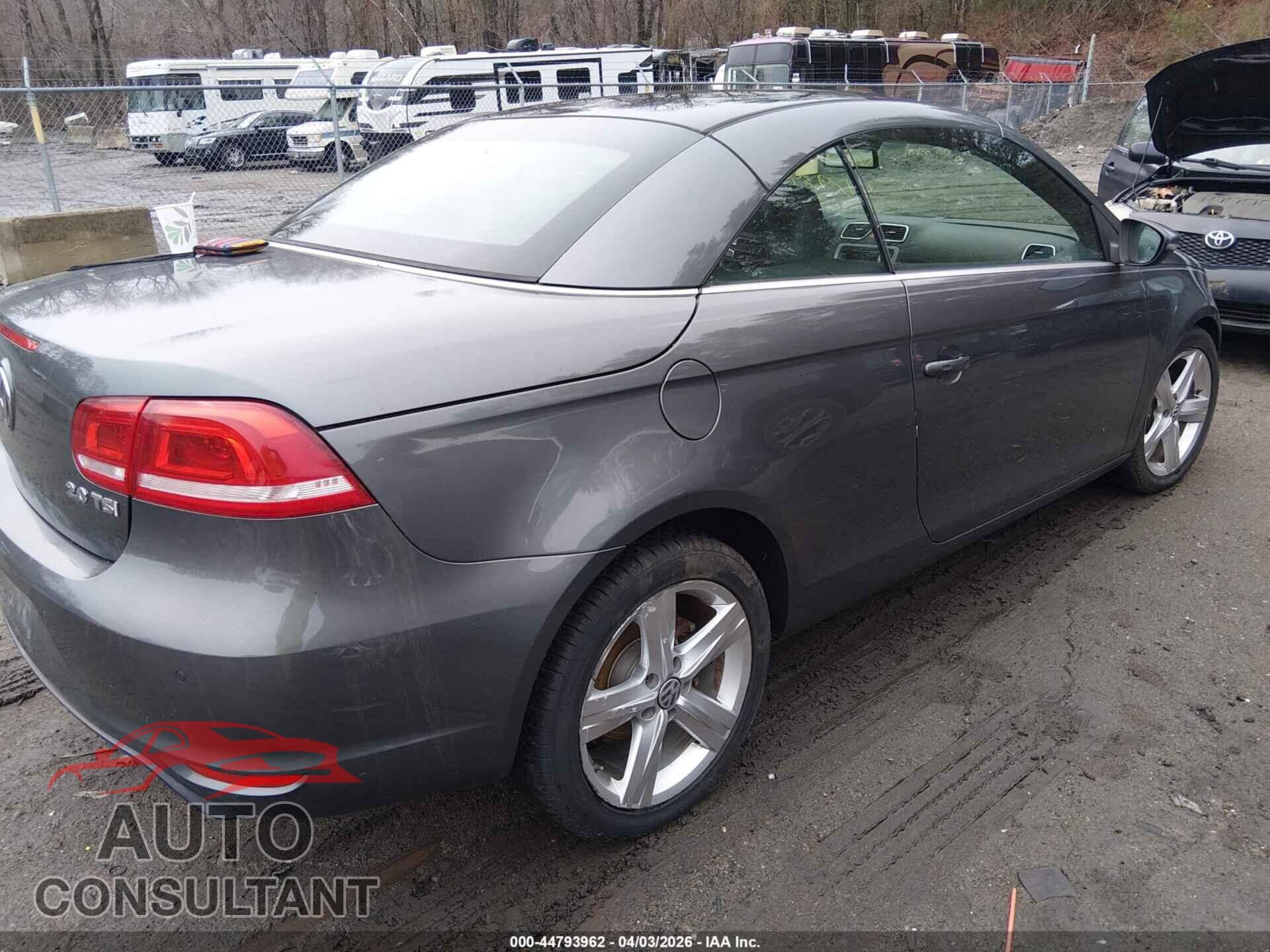 VOLKSWAGEN EOS 2012 - WVWFW7AH2CV018366