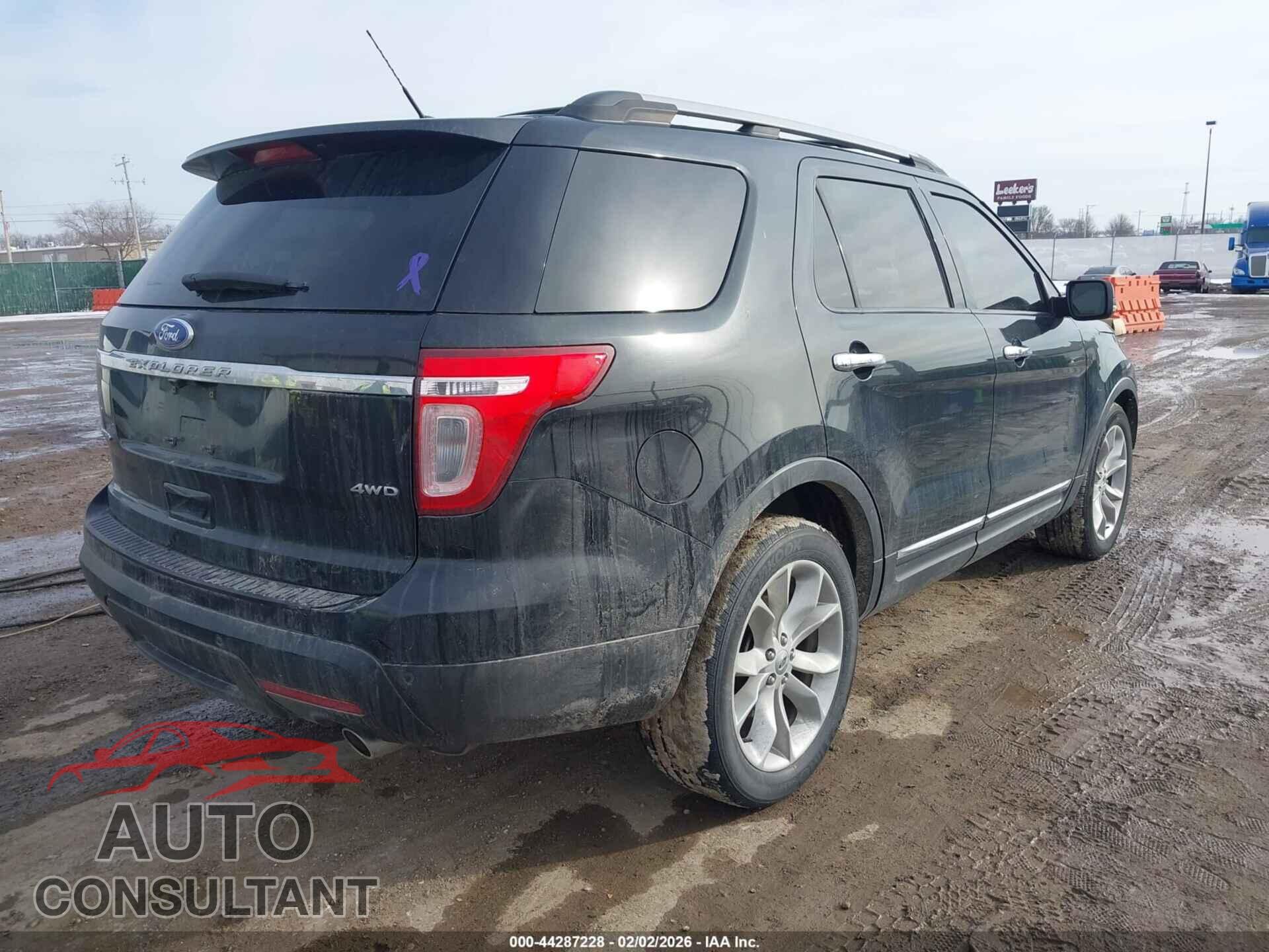 FORD EXPLORER 2011 - 1FMHK8F82BGA29305