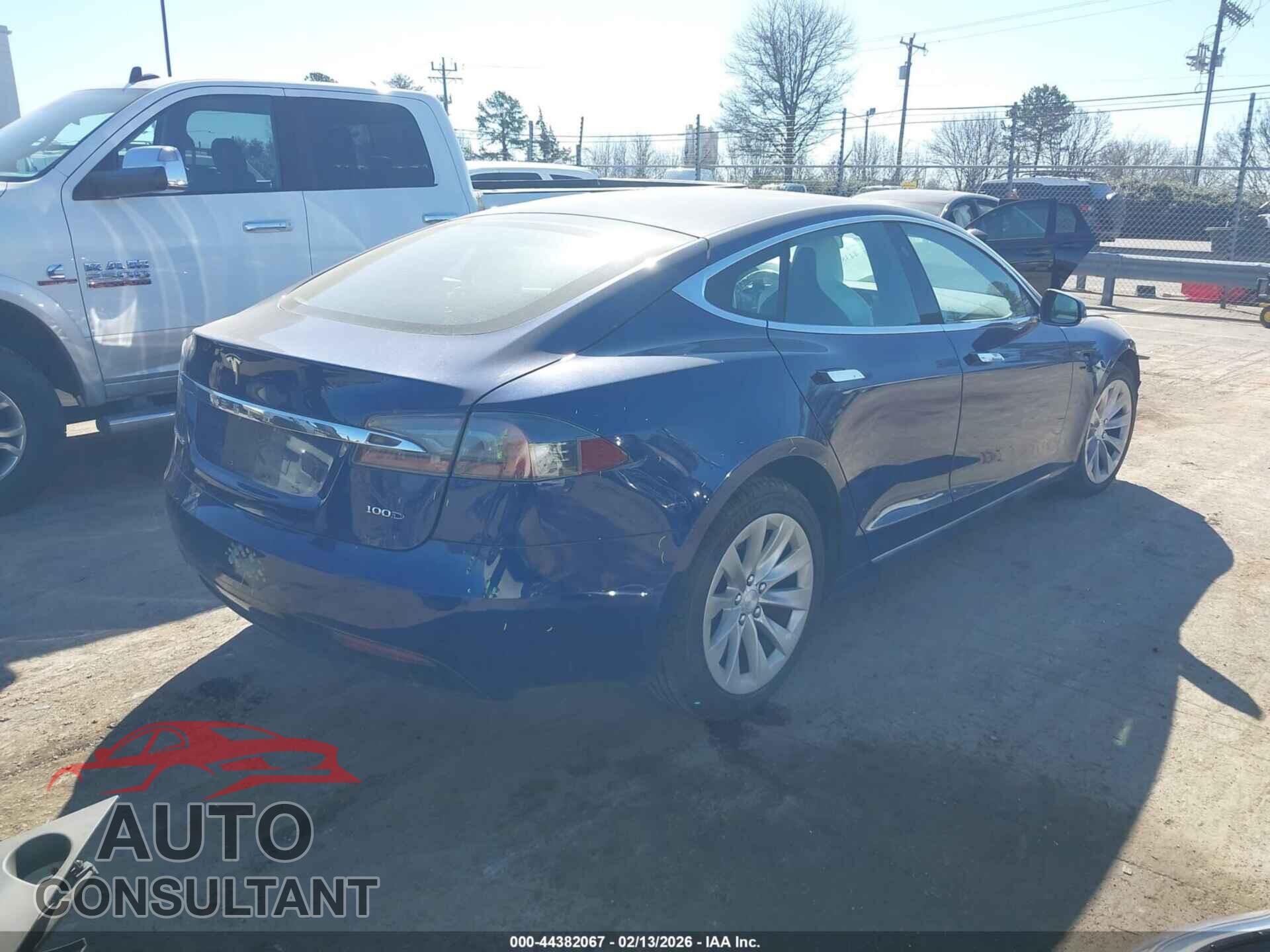TESLA MODEL S 2018 - 5YJSA1E29JF295088