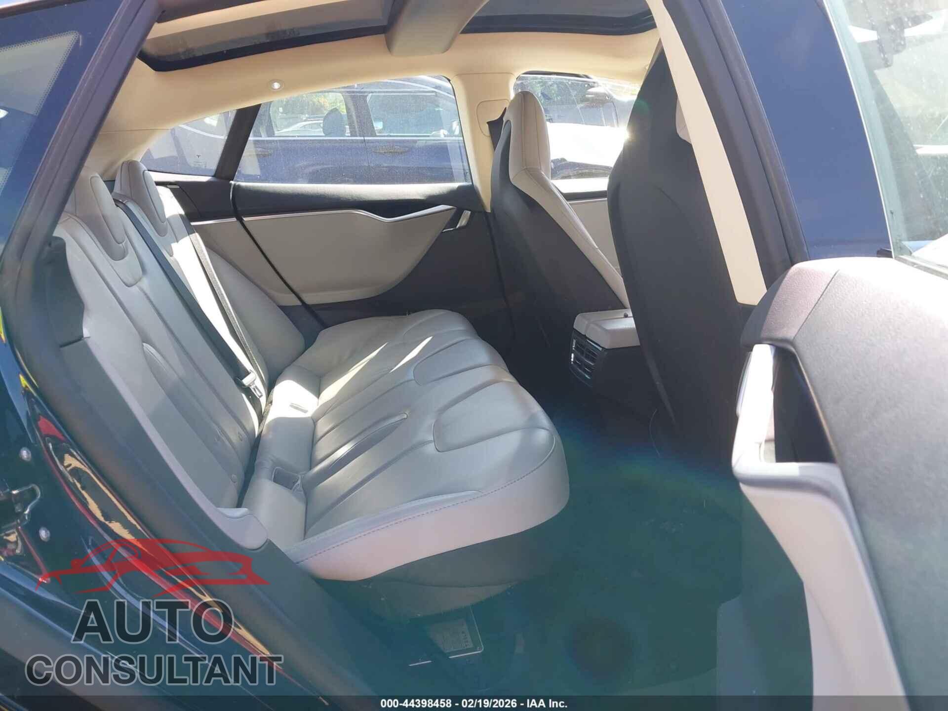 TESLA MODEL S 2013 - 5YJSA1AGXDFP04673
