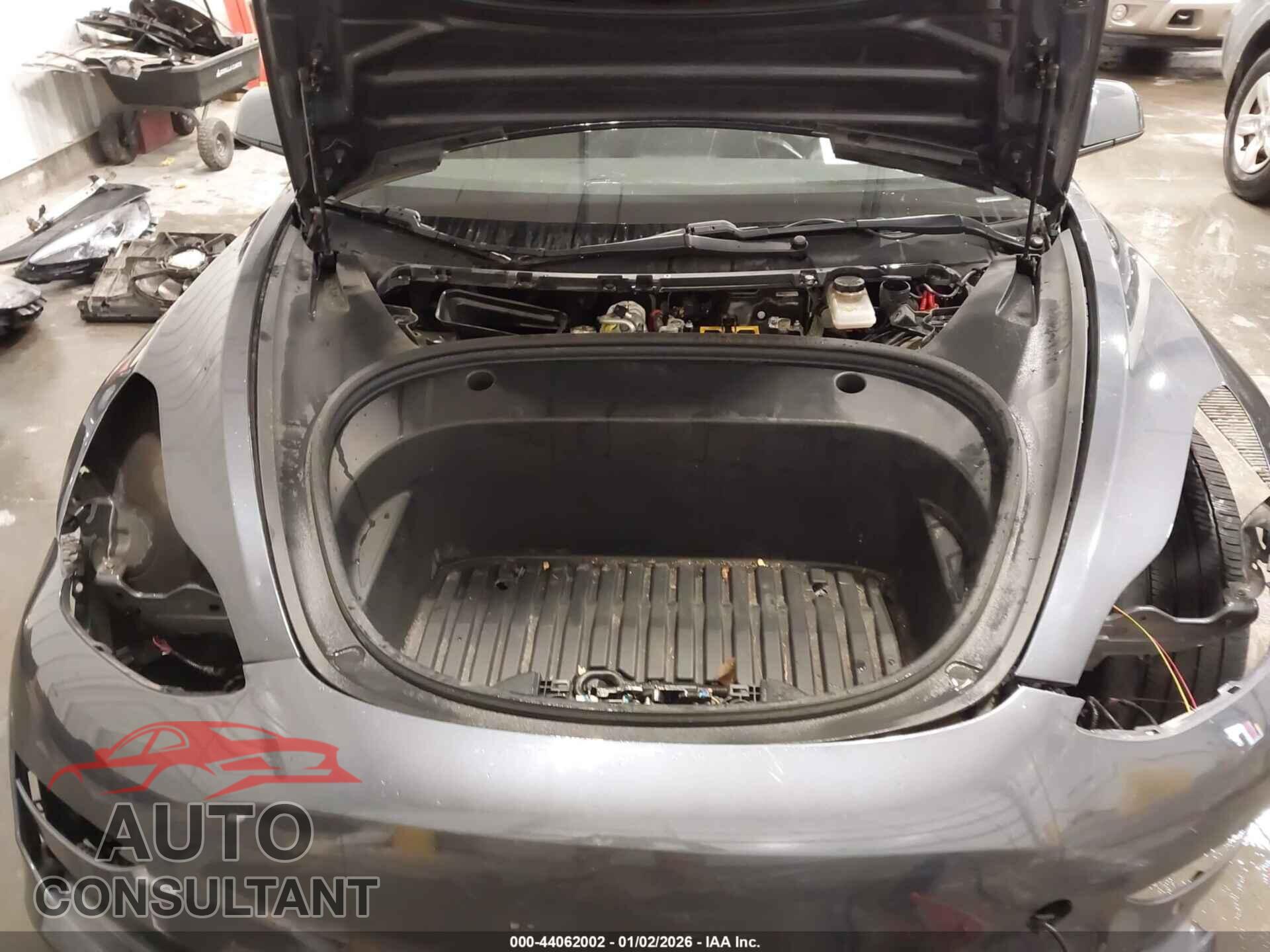 TESLA MODEL 3 2021 - 5YJ3E1EB8MF009910