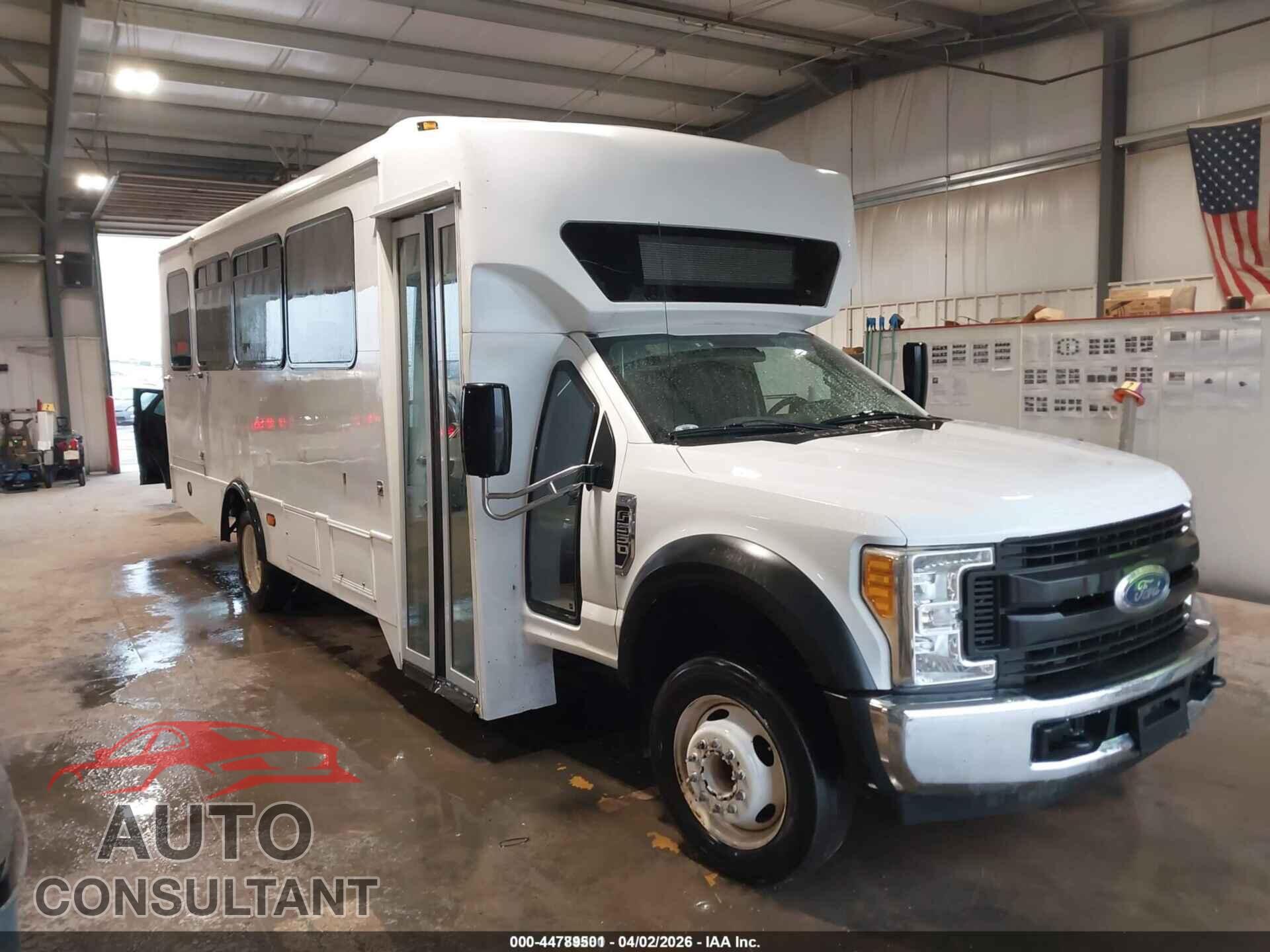 FORD F-550 CHASSIS 2017 - 1FDAF5GT7HEE07856