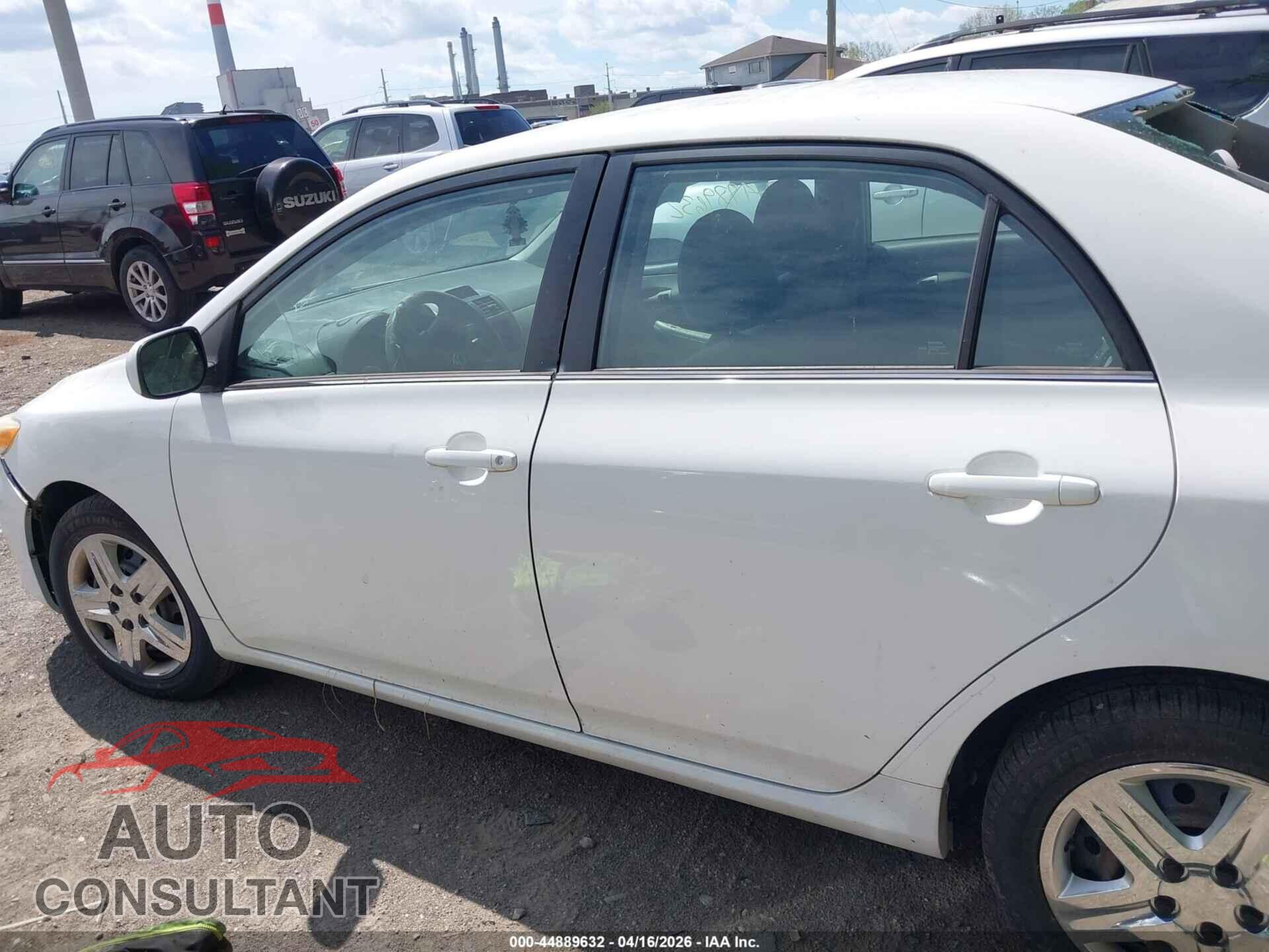 TOYOTA COROLLA 2013 - 2T1BU4EEXDC014833