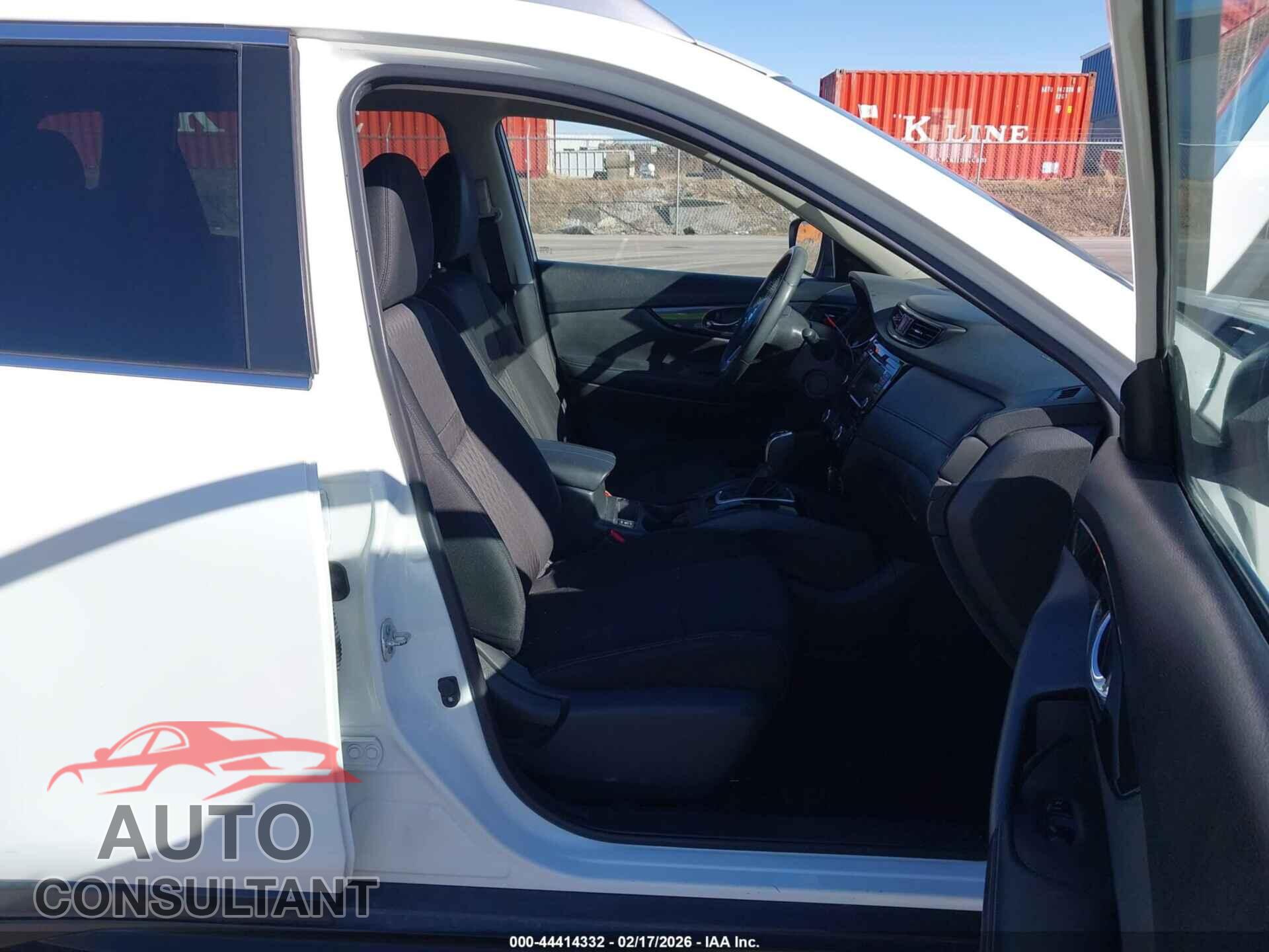 NISSAN ROGUE 2018 - KNMAT2MV3JP541825