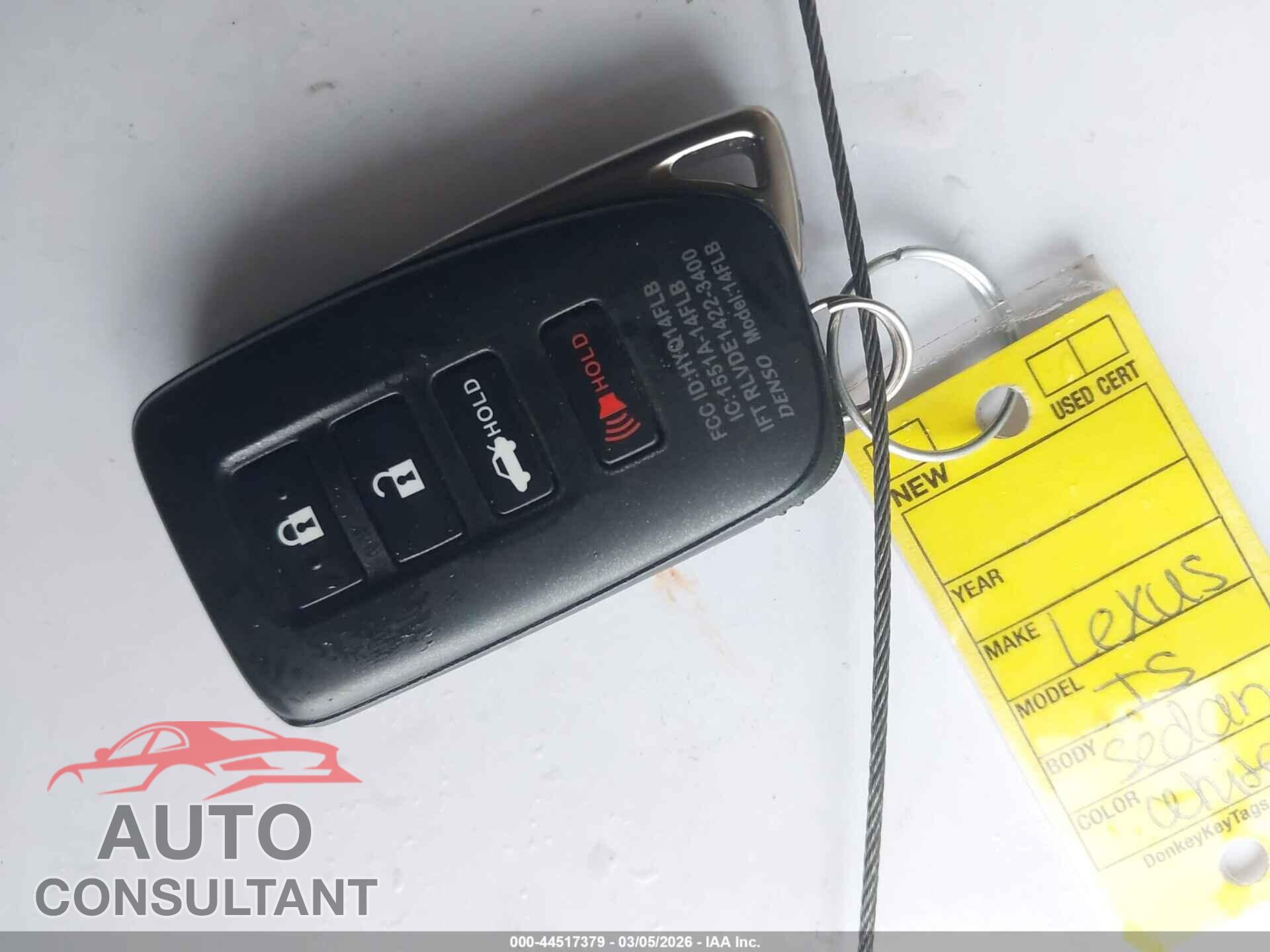 LEXUS IS 300 2024 - JTHCA1D28R5129727