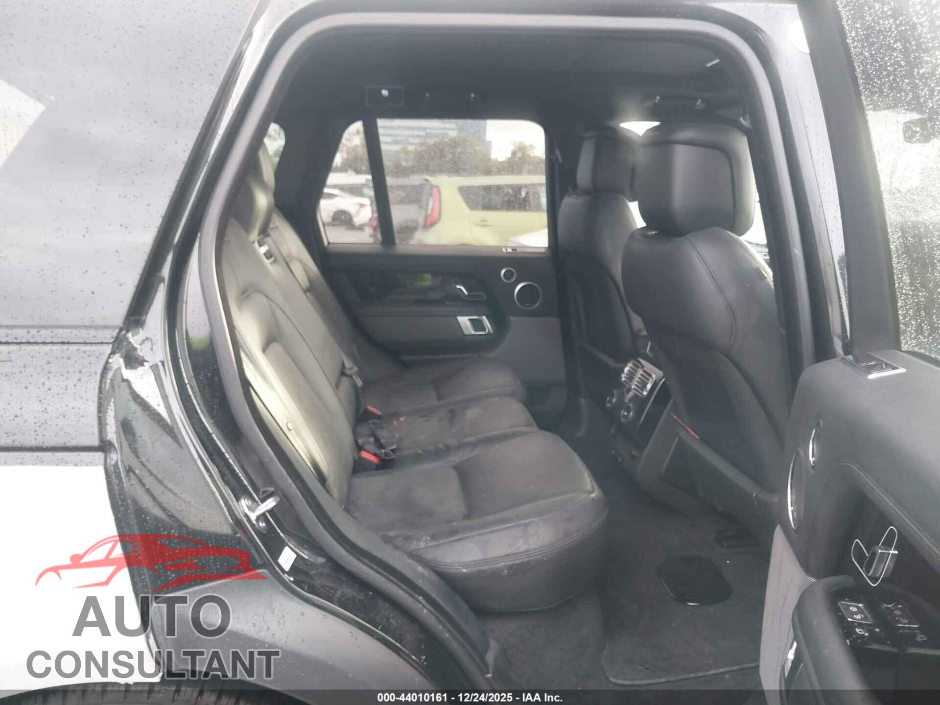 LAND ROVER RANGE ROVER 2019 - SALGS2SV9KA563308