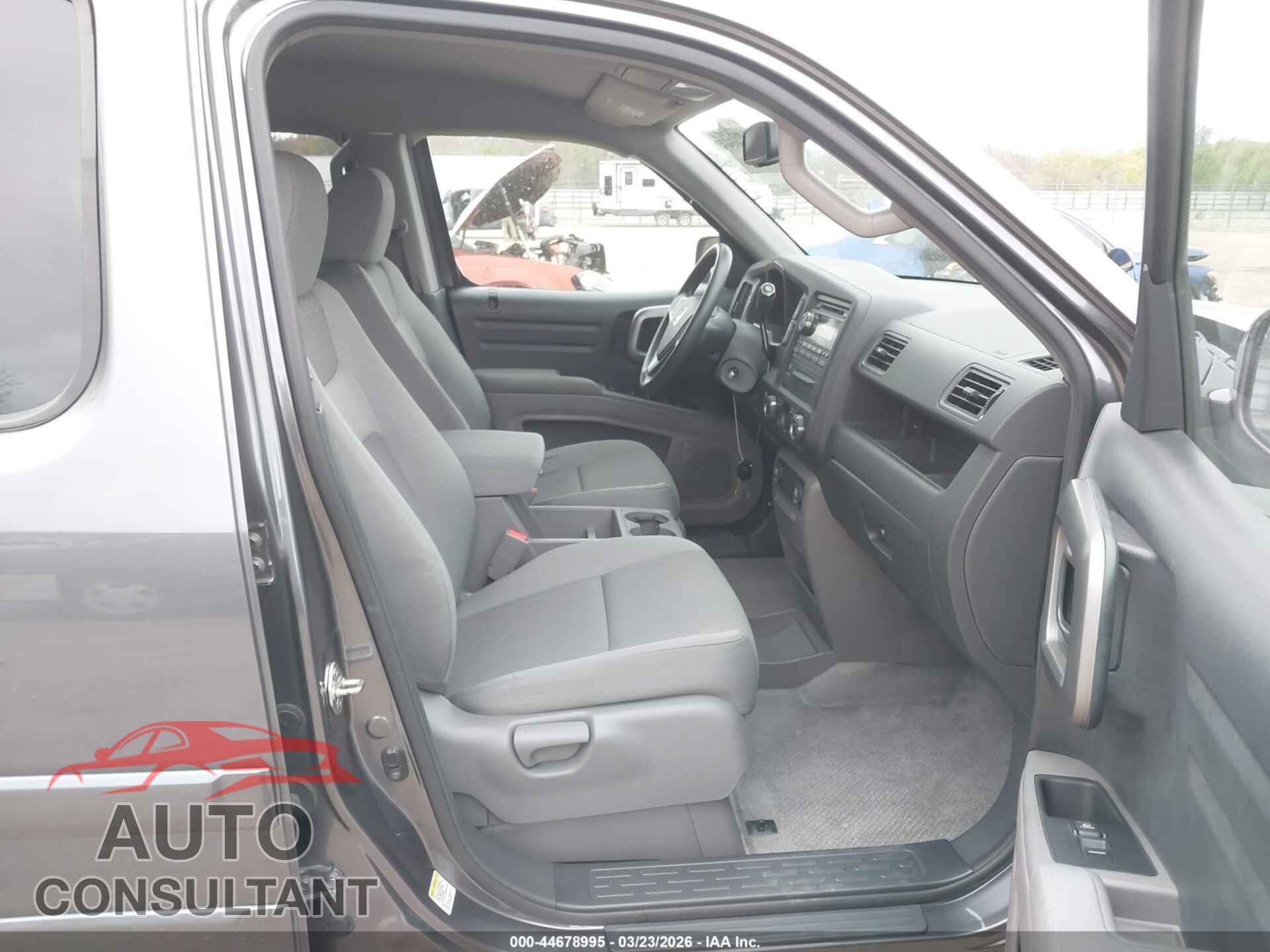 HONDA RIDGELINE 2014 - 5FPYK1F46EB005118