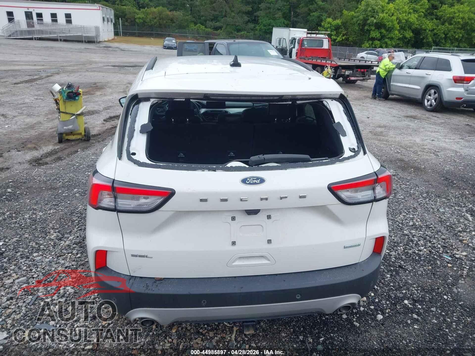 FORD ESCAPE 2020 - 1FMCU0H60LUA06836