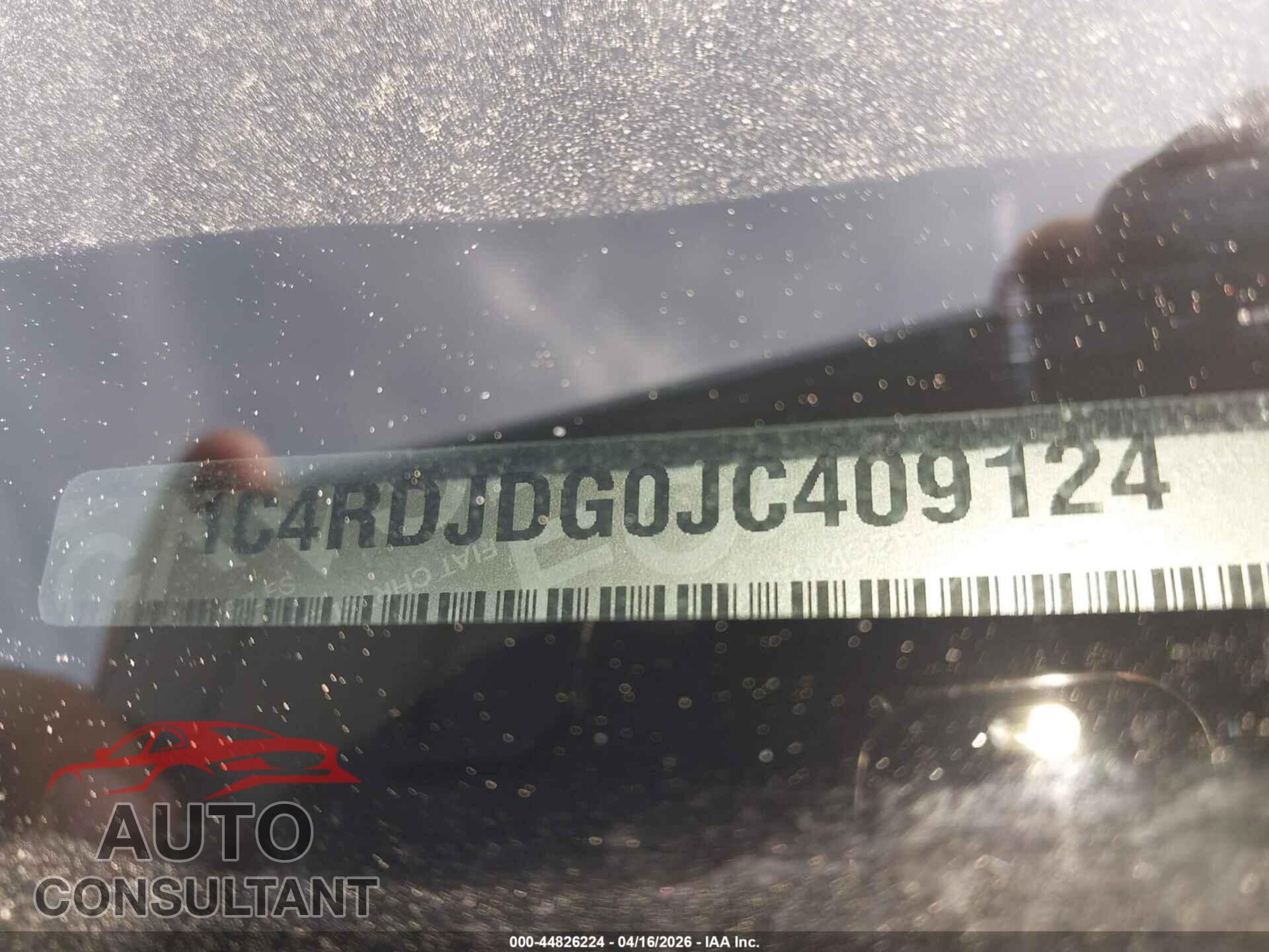 DODGE DURANGO 2018 - 1C4RDJDG0JC409124
