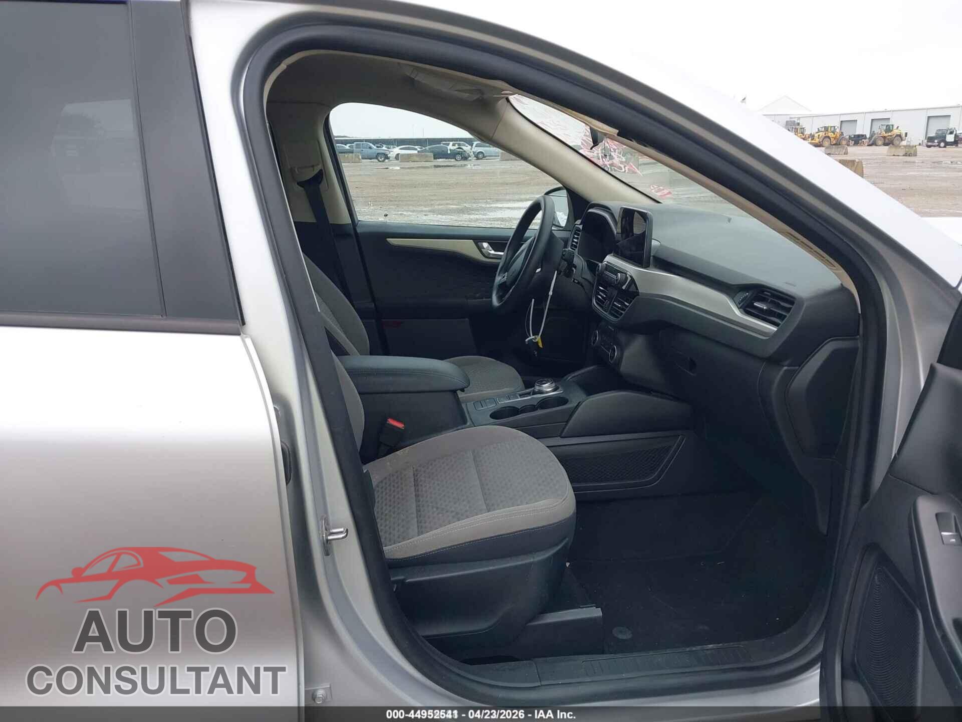 FORD ESCAPE 2020 - 1FMCU0G61LUA79120