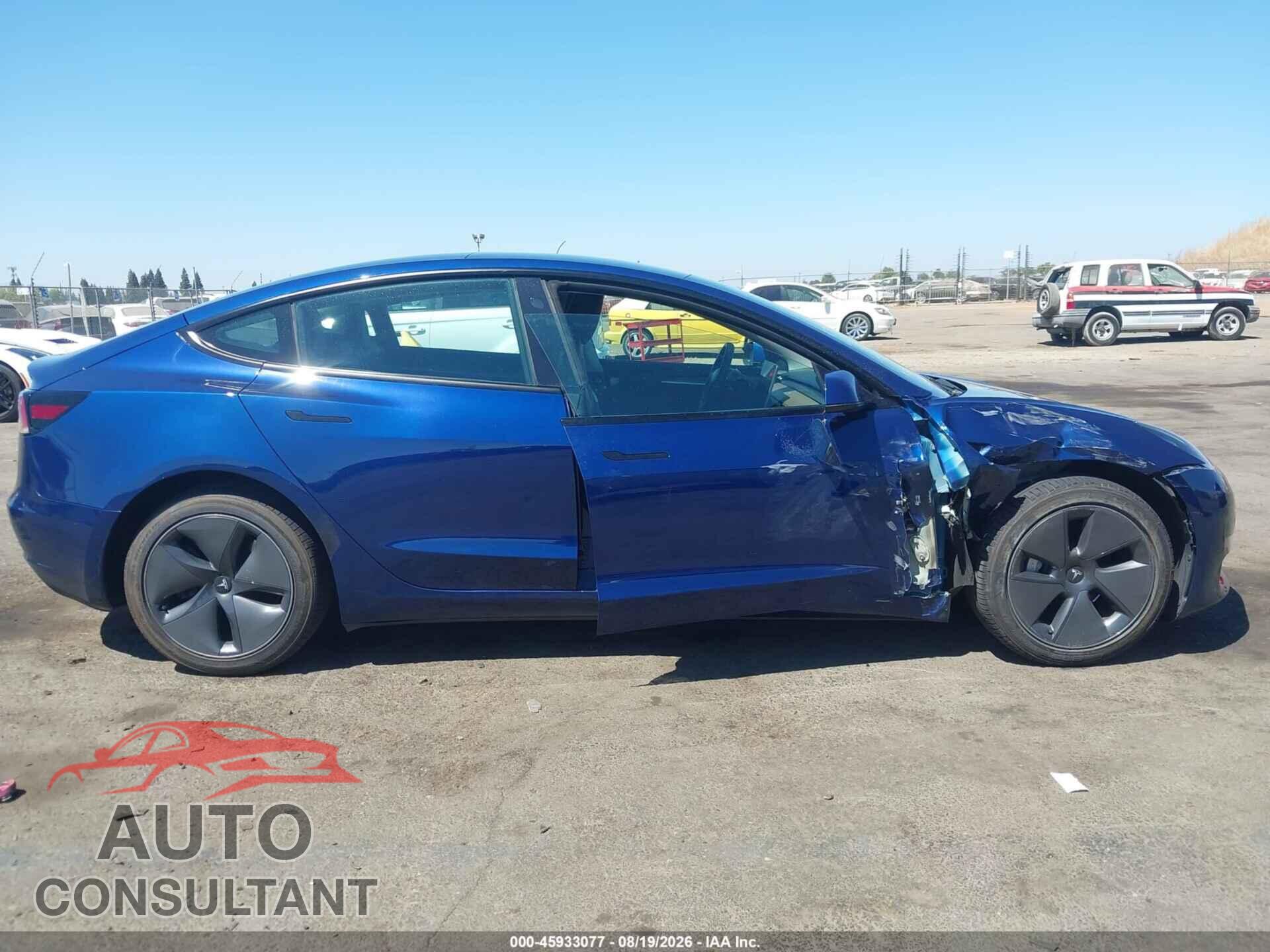 TESLA MODEL 3 2023 - 5YJ3E1EA3PF423477