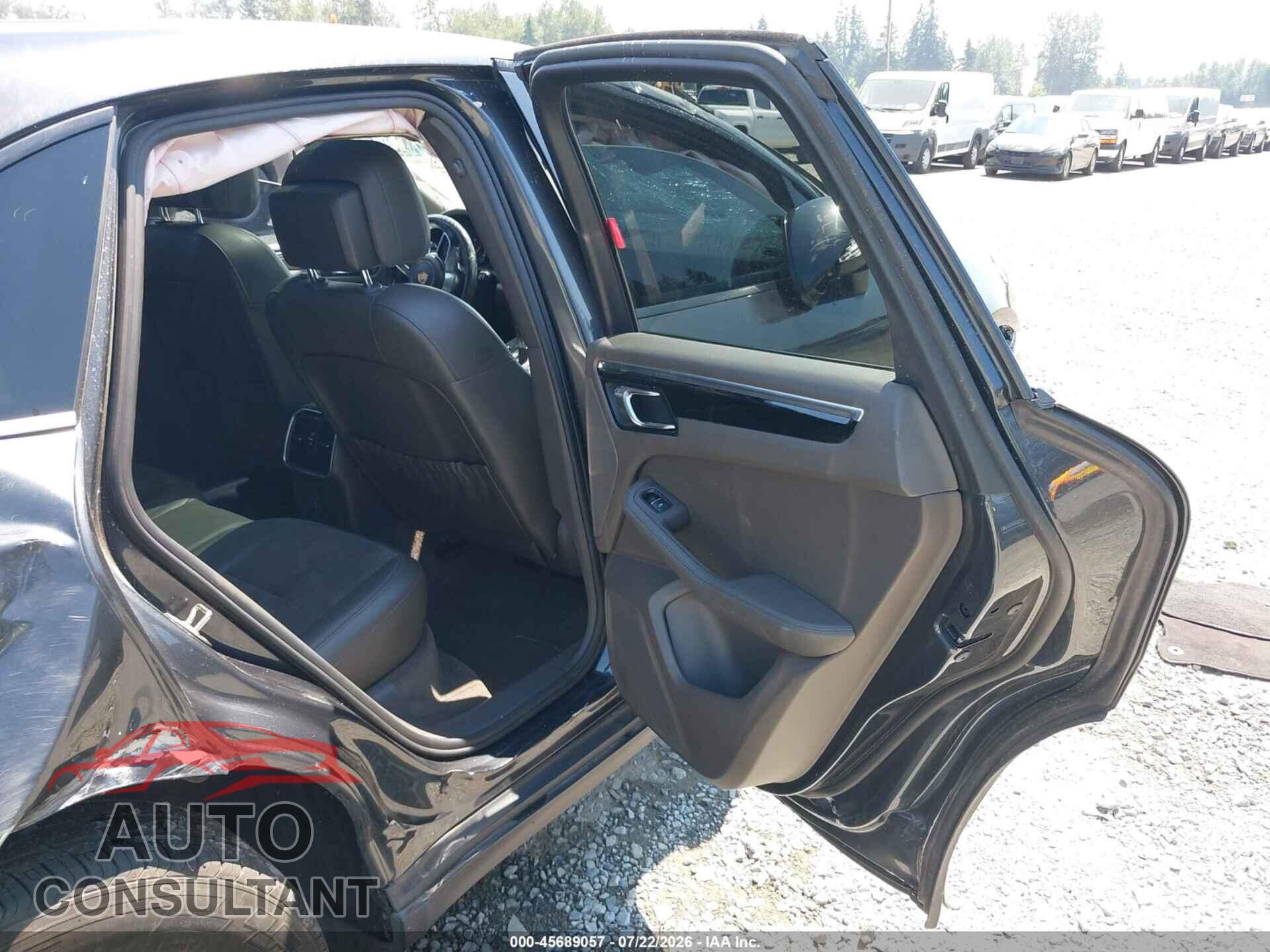 PORSCHE MACAN 2017 - WP1AA2A54HLB04135