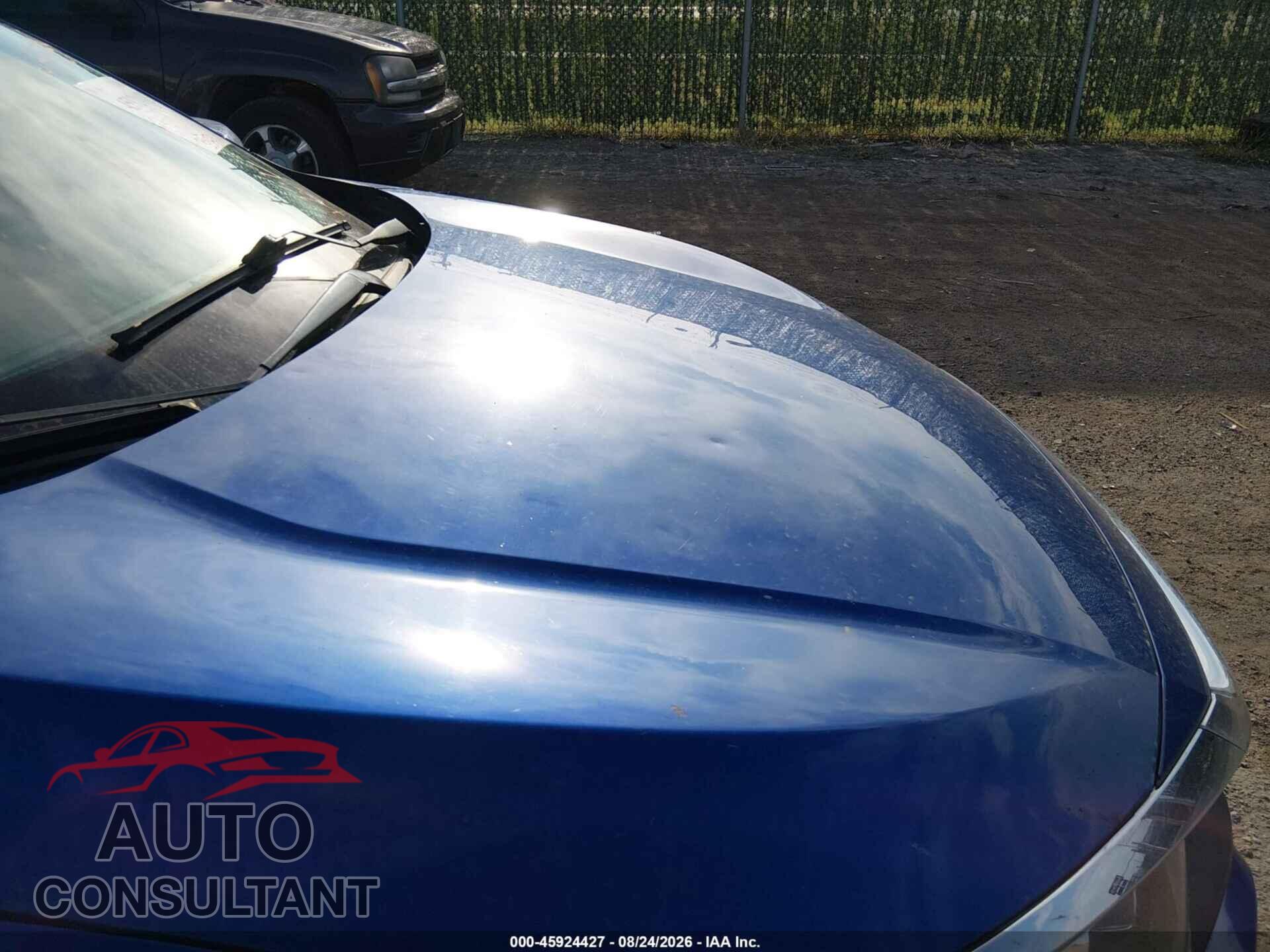 HONDA CIVIC 2018 - JHMFC1F33JX005547