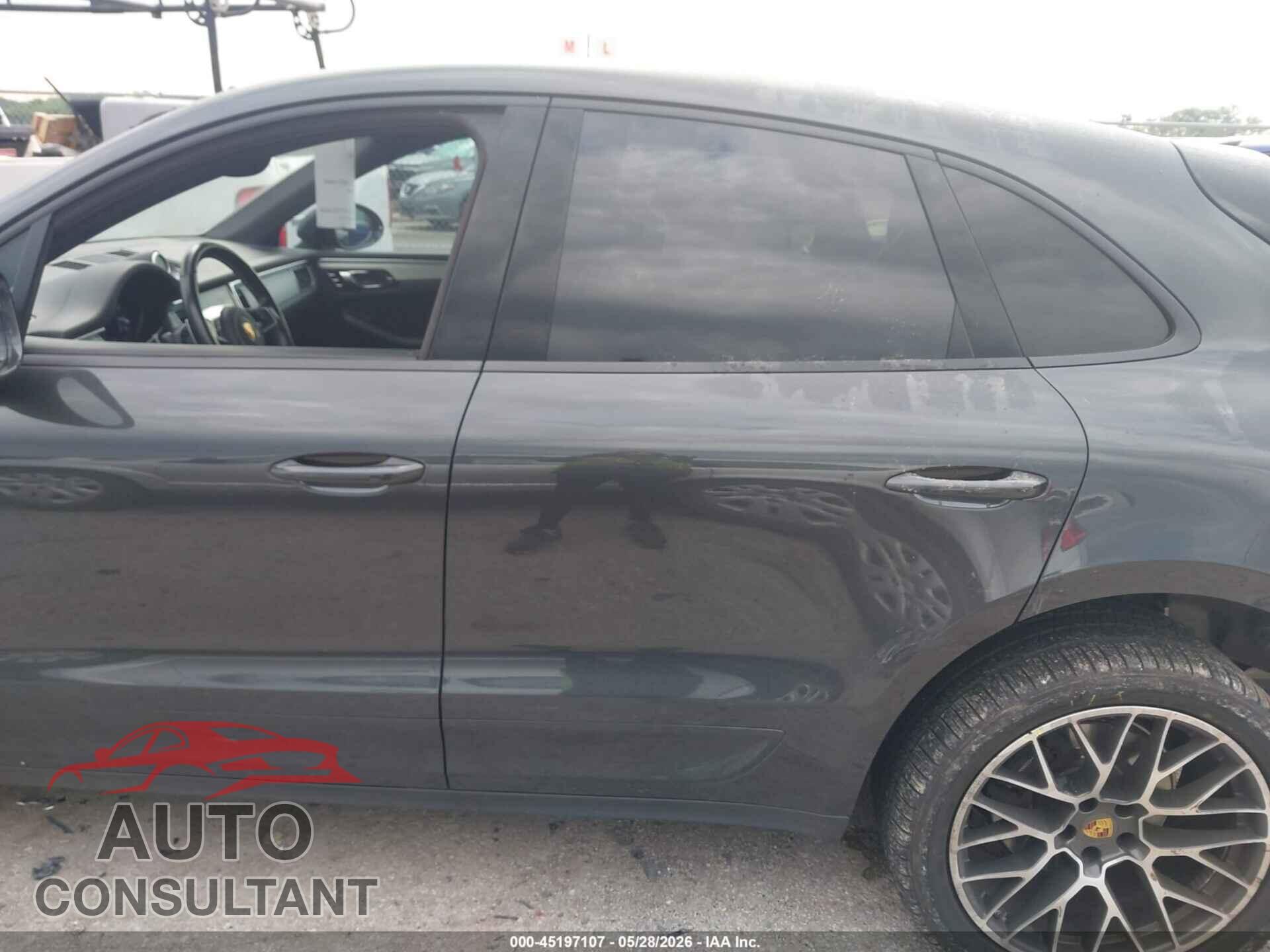 PORSCHE MACAN 2018 - WP1AA2A57JLB07312
