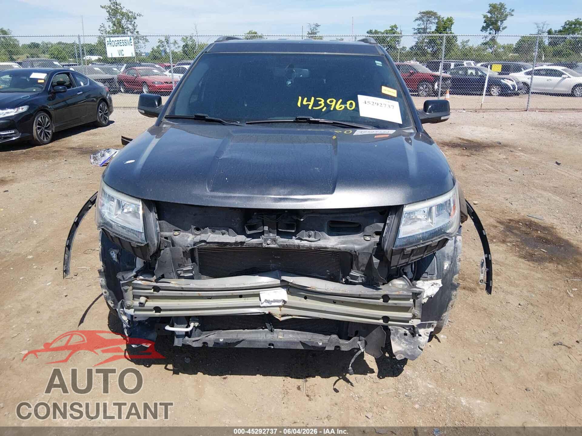 FORD EXPLORER 2018 - 1FM5K7D88JGB84259