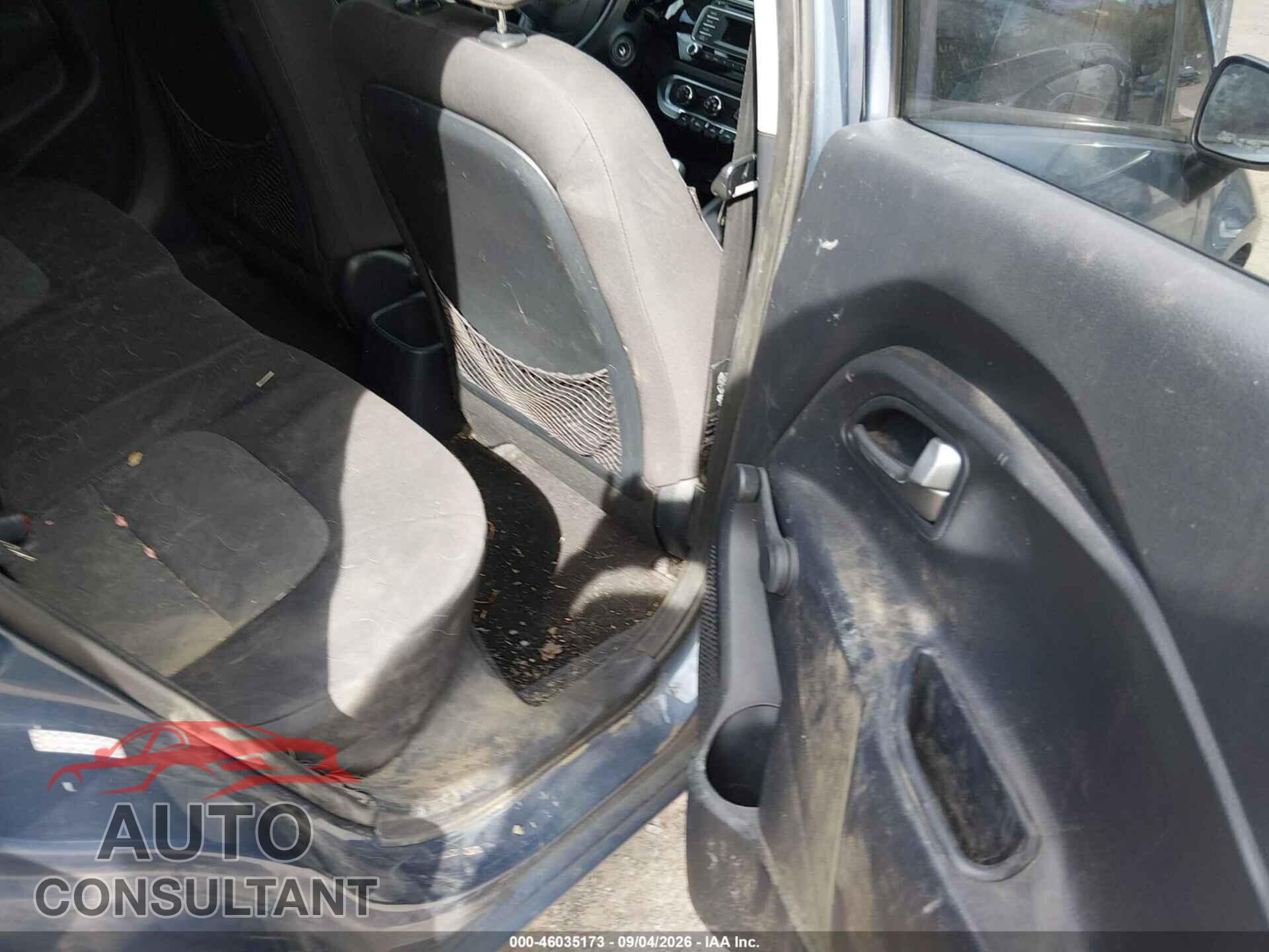 KIA RIO 2016 - KNADM5A30G6575456