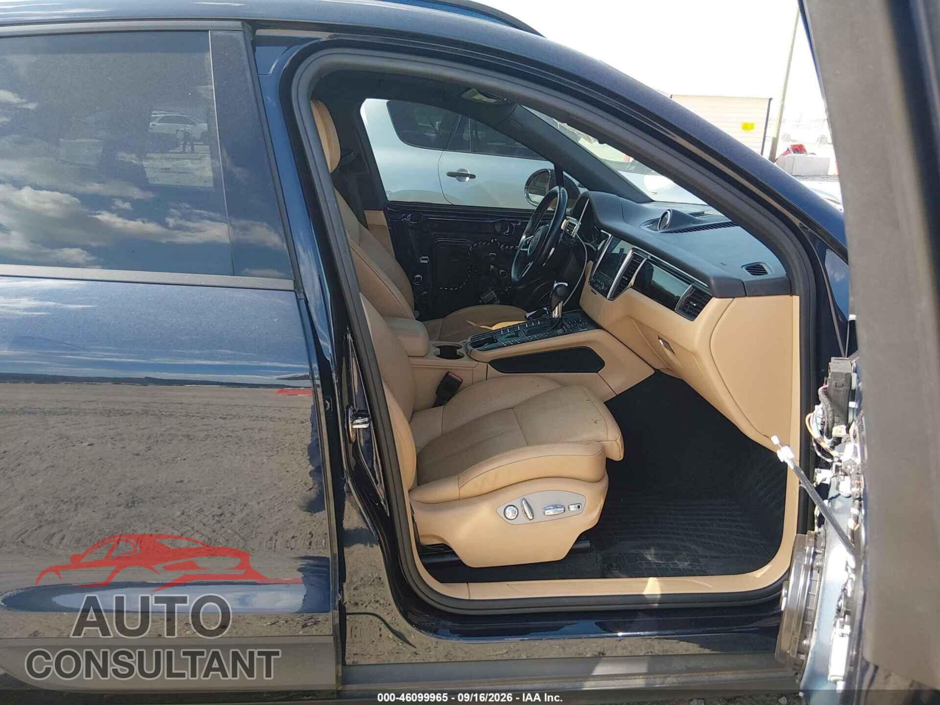 PORSCHE MACAN 2018 - WP1AA2A56JLB05647