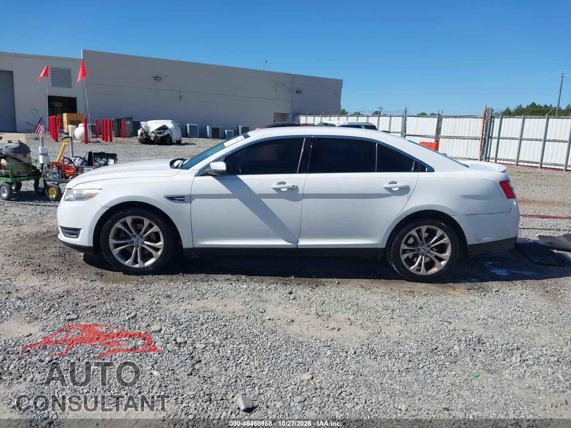 FORD TAURUS 2013 - 1FAHP2E87DG192285