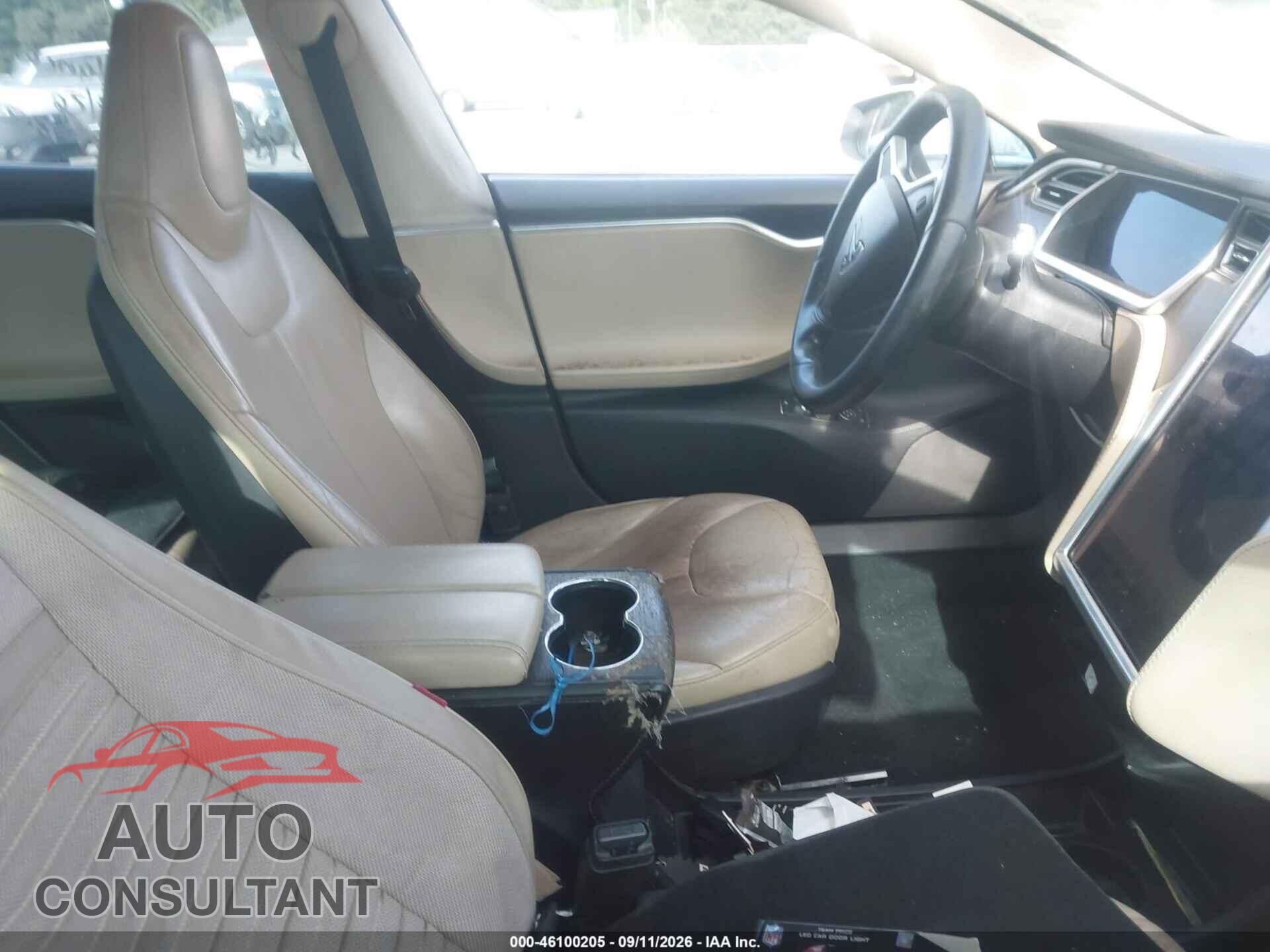 TESLA MODEL S 2013 - 5YJSA1CNXDFP12820