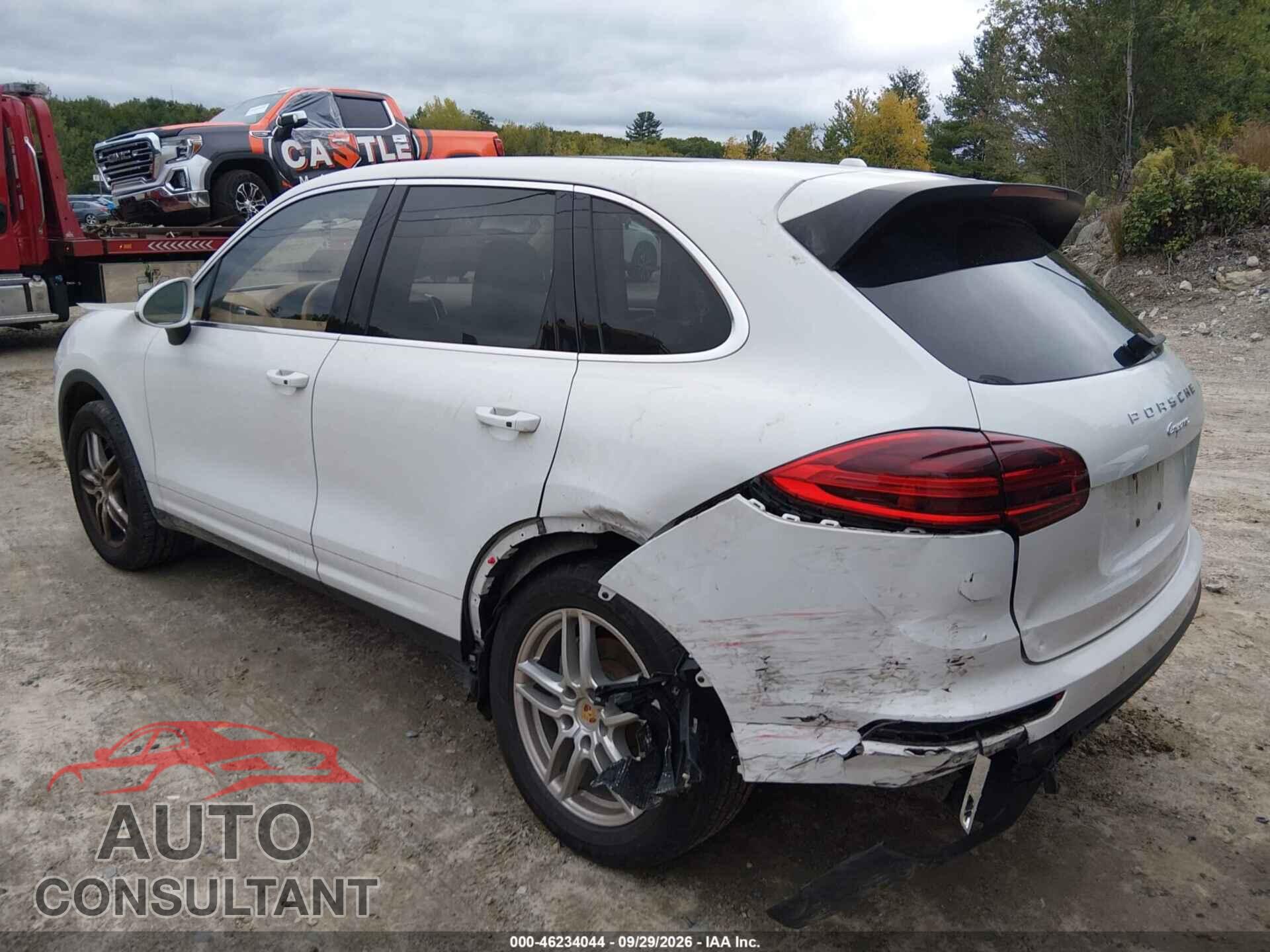 PORSCHE CAYENNE 2016 - WP1AA2A24GKA08628
