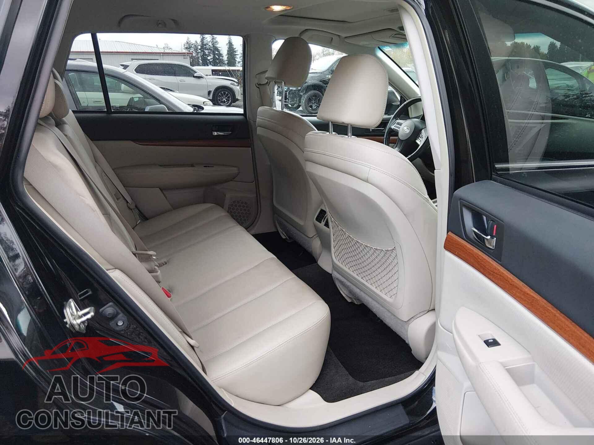SUBARU OUTBACK 2013 - 4S4BRBLC5D3264119