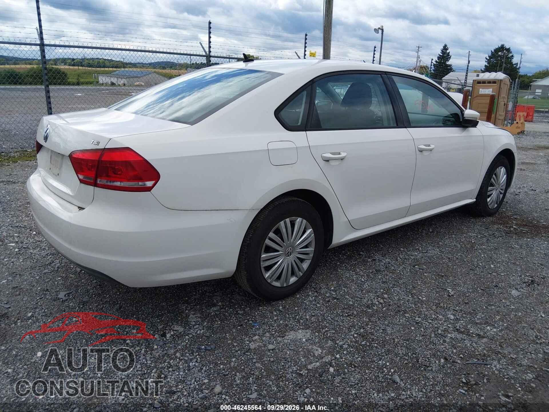 VOLKSWAGEN PASSAT 2015 - 1VWAT7A3XFC012965