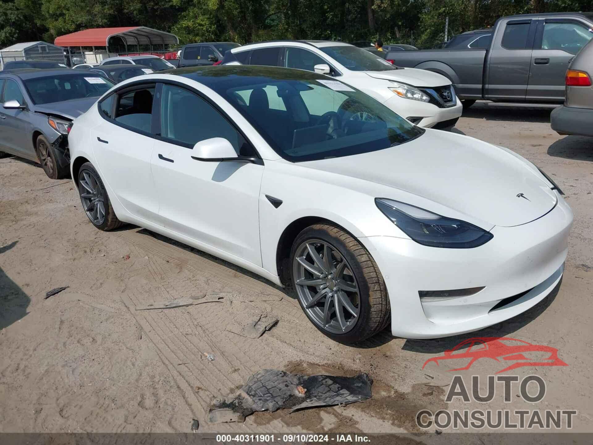 TESLA MODEL 3 2021 - 5YJ3E1EB5MF902925