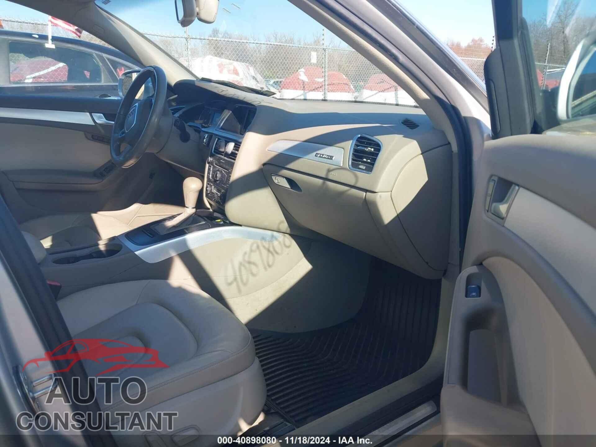 AUDI A4 2012 - WAUFFAFL1CA119672