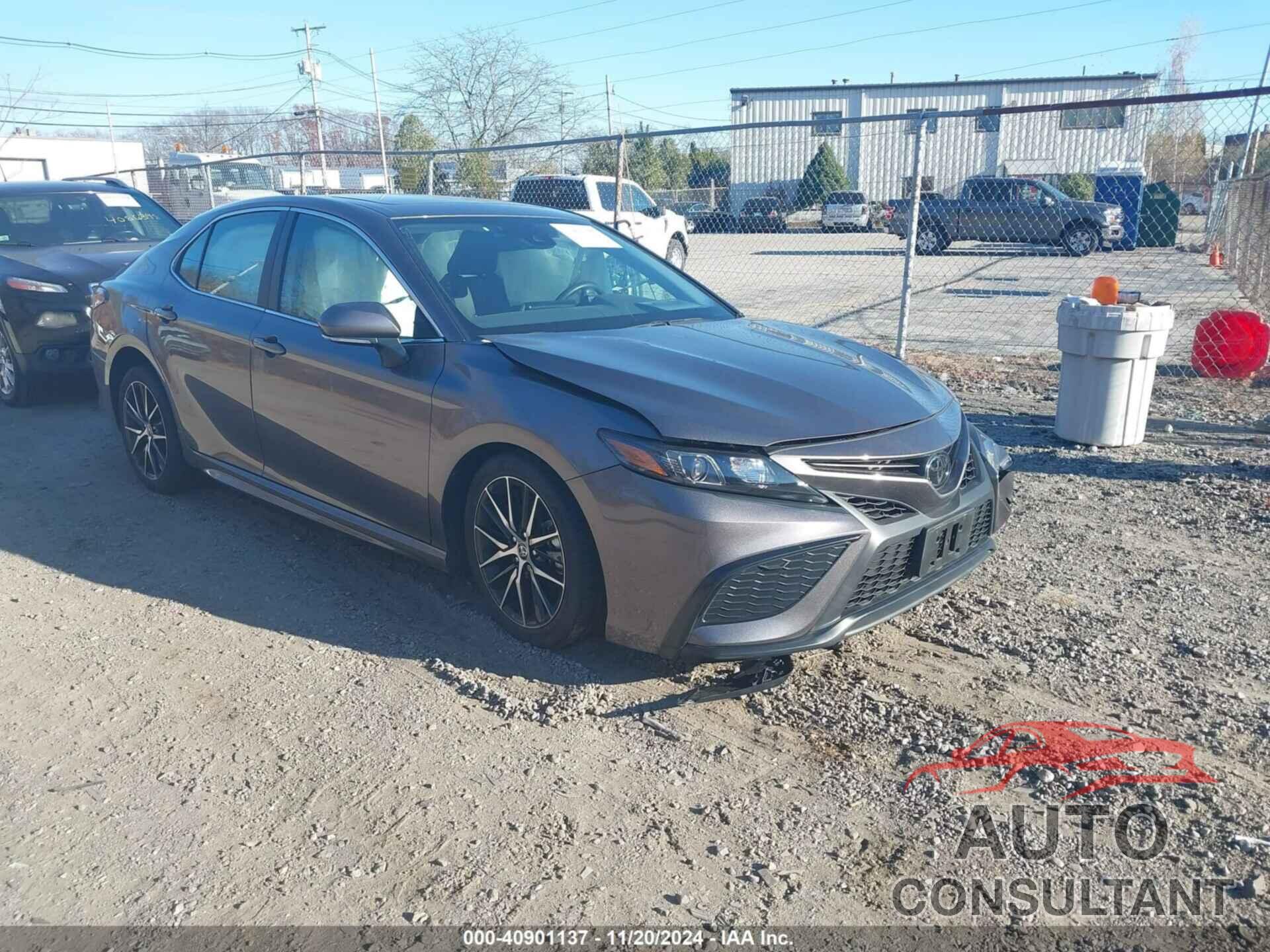 TOYOTA CAMRY 2024 - 4T1G11BK3RU109974