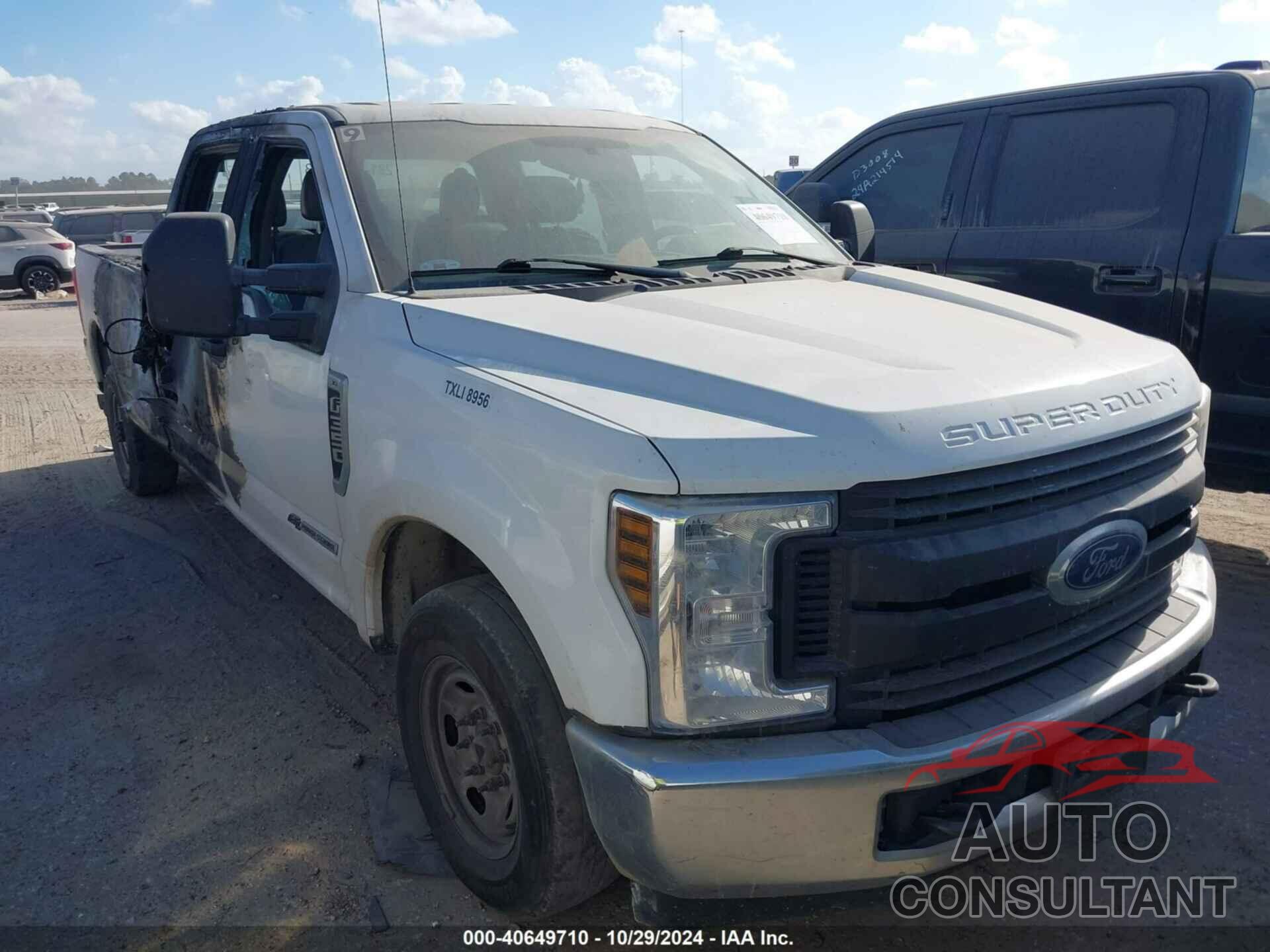 FORD F-350 2019 - 1FT8W3AT4KEE02055