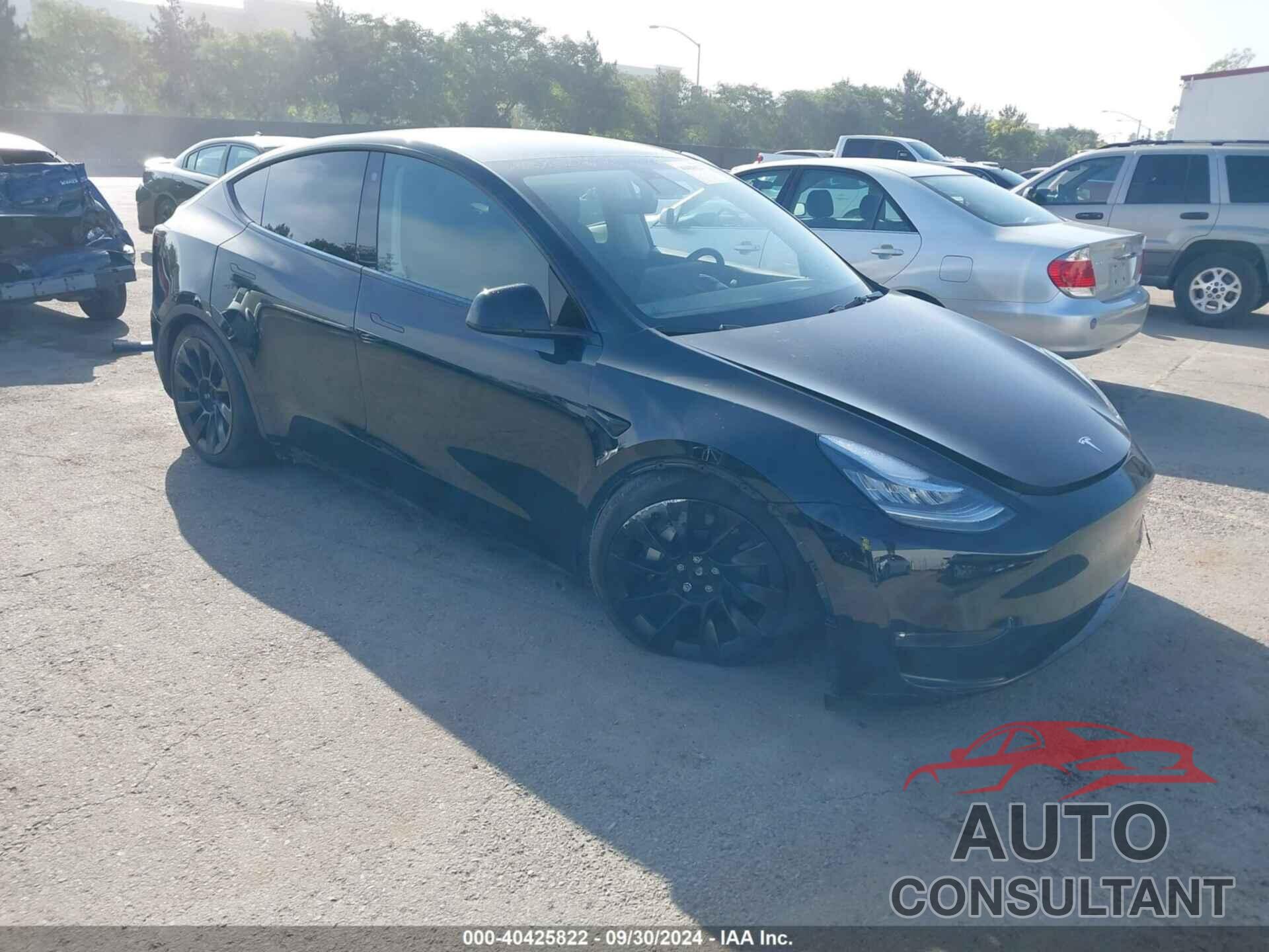 TESLA MODEL Y 2021 - 5YJYGDEEXMF208467