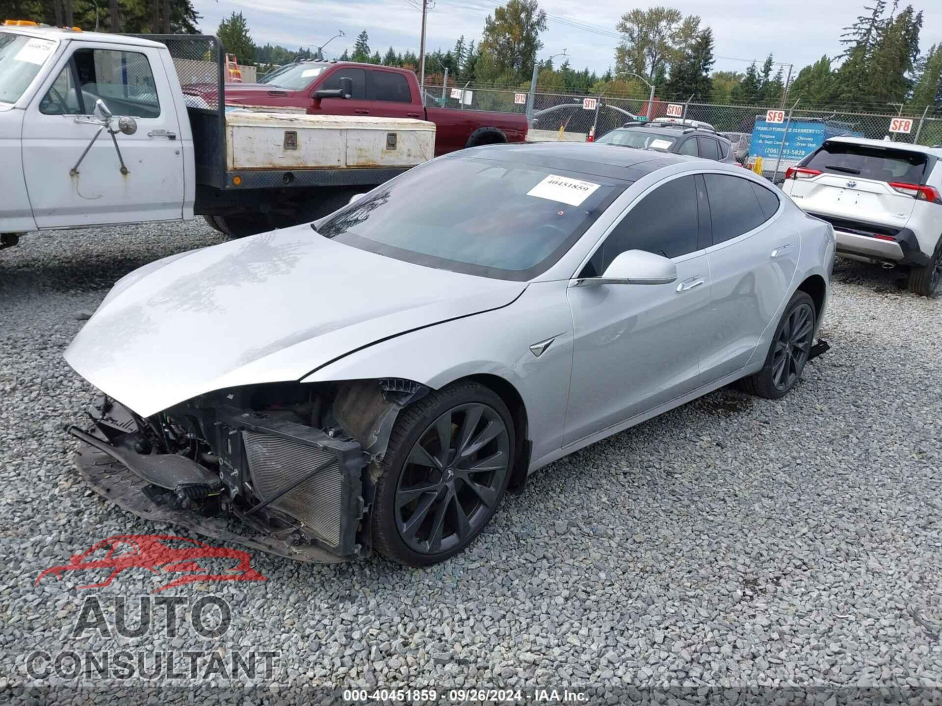 TESLA MODEL S 2018 - 5YJSA1E22JF275135