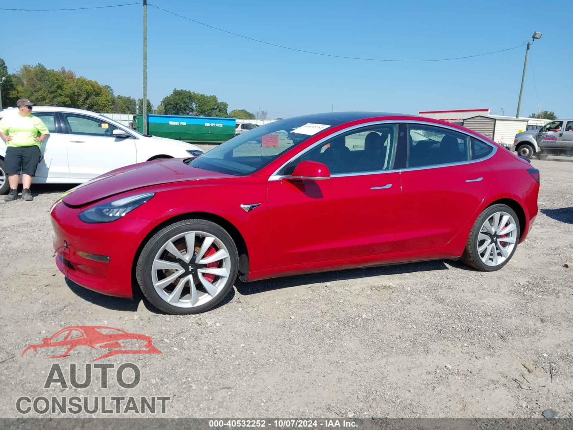 TESLA MODEL 3 2018 - 5YJ3E1EA5JF052524