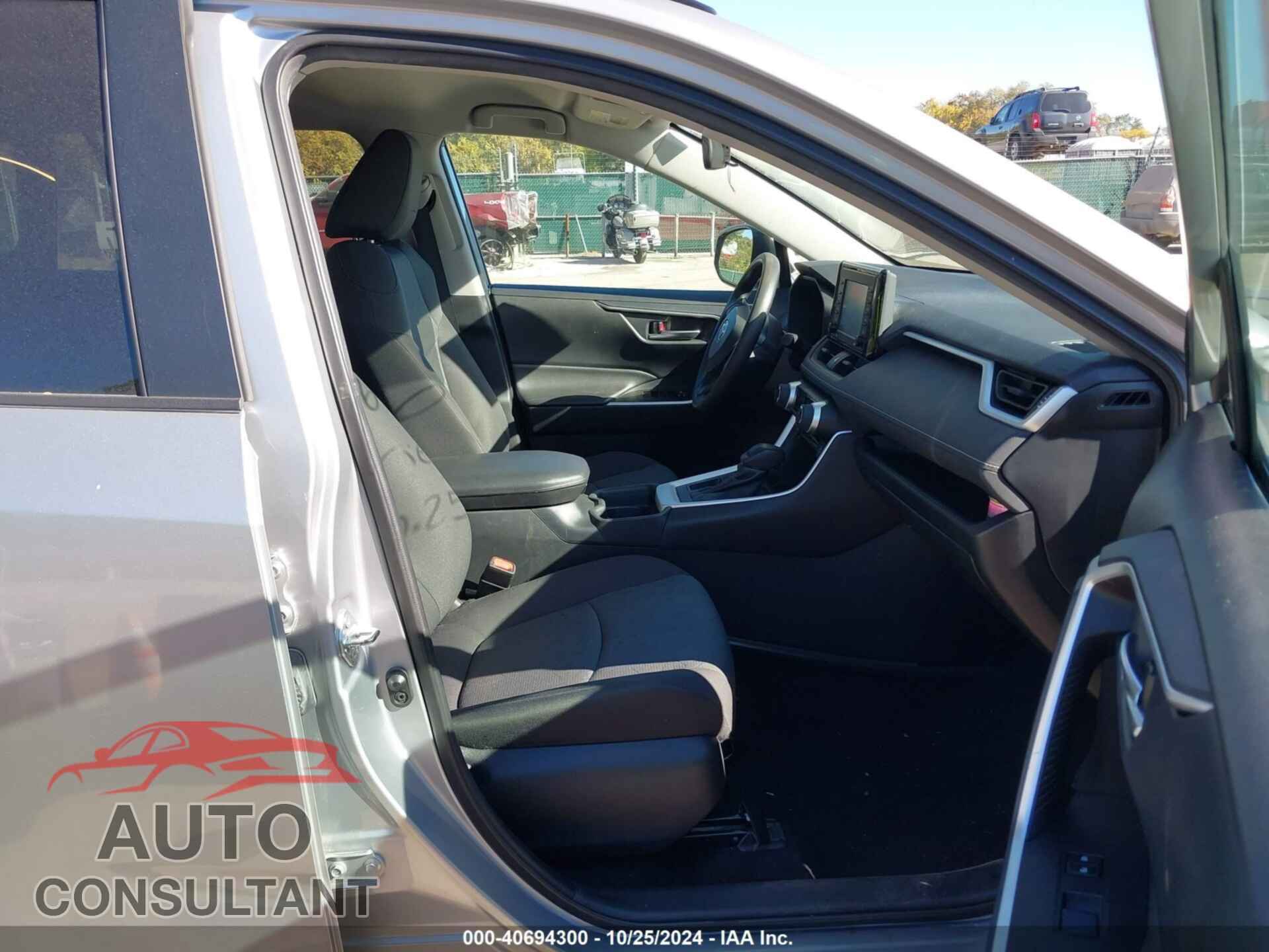 TOYOTA RAV4 2021 - 2T3W1RFV1MW150571