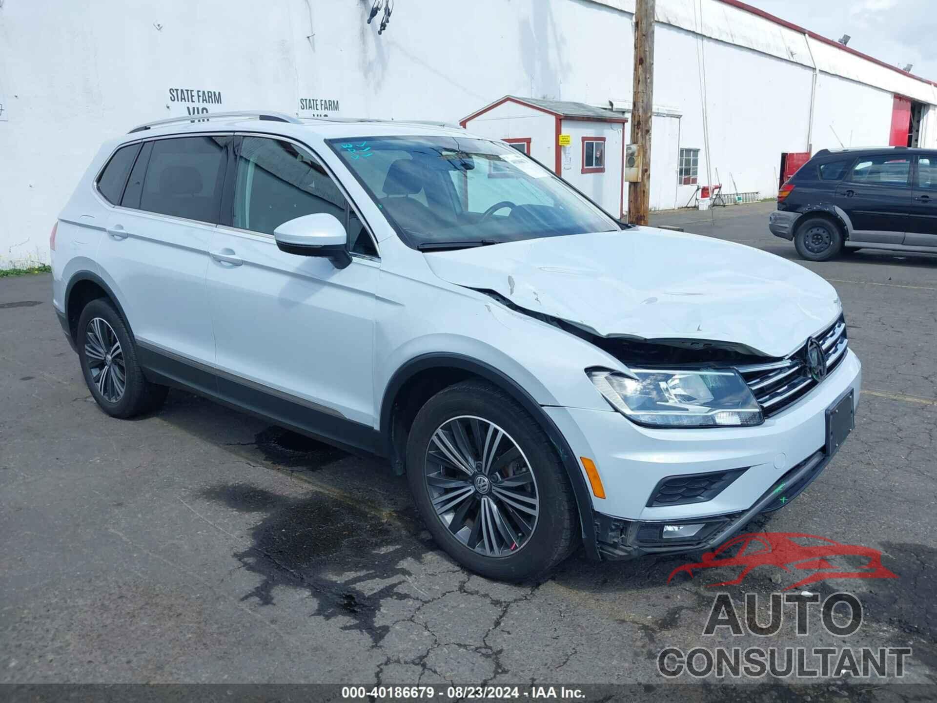 VOLKSWAGEN TIGUAN 2018 - 3VV3B7AX5JM182953