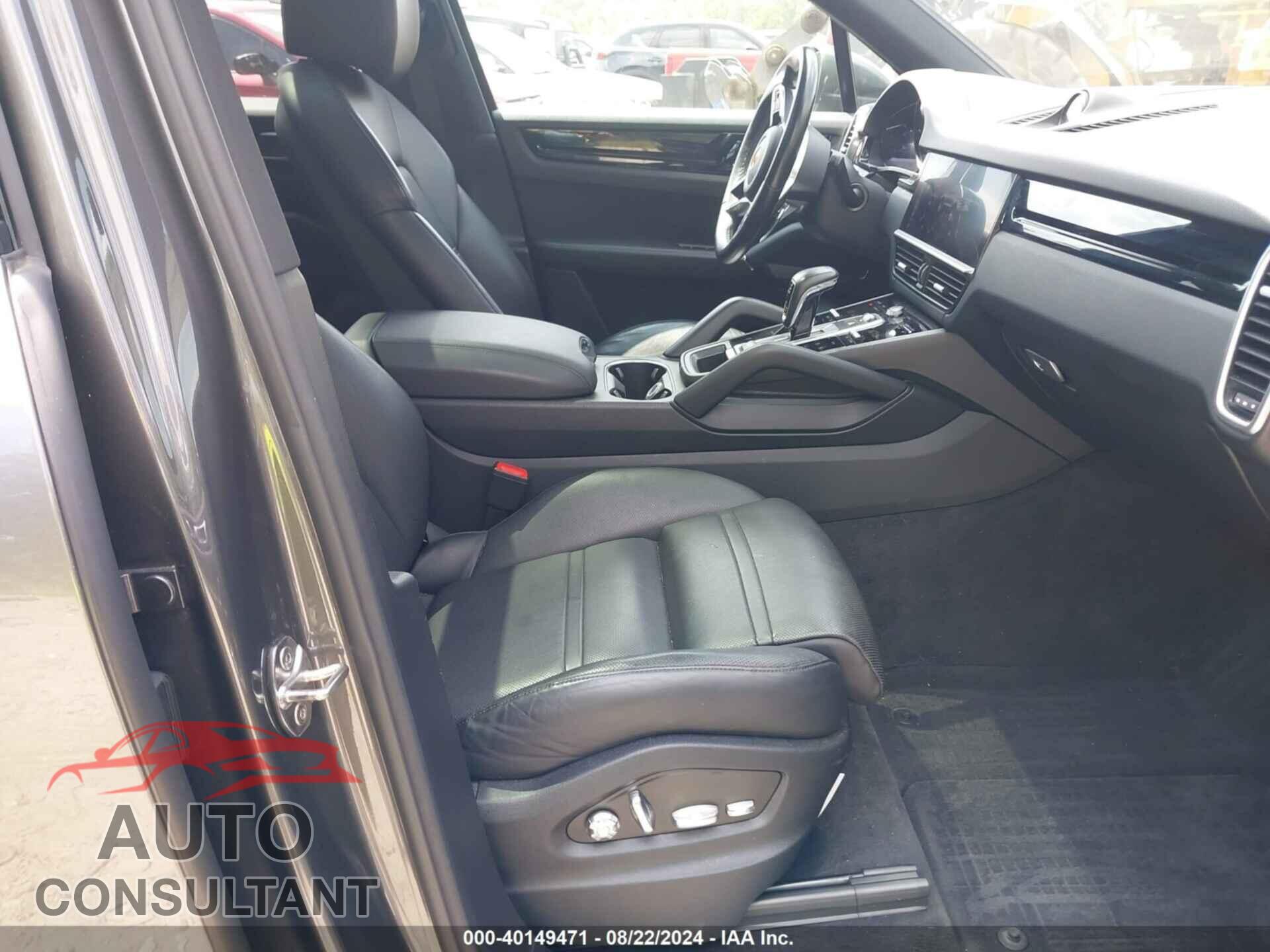 PORSCHE CAYENNE 2020 - WP1AA2AY7LDA00686