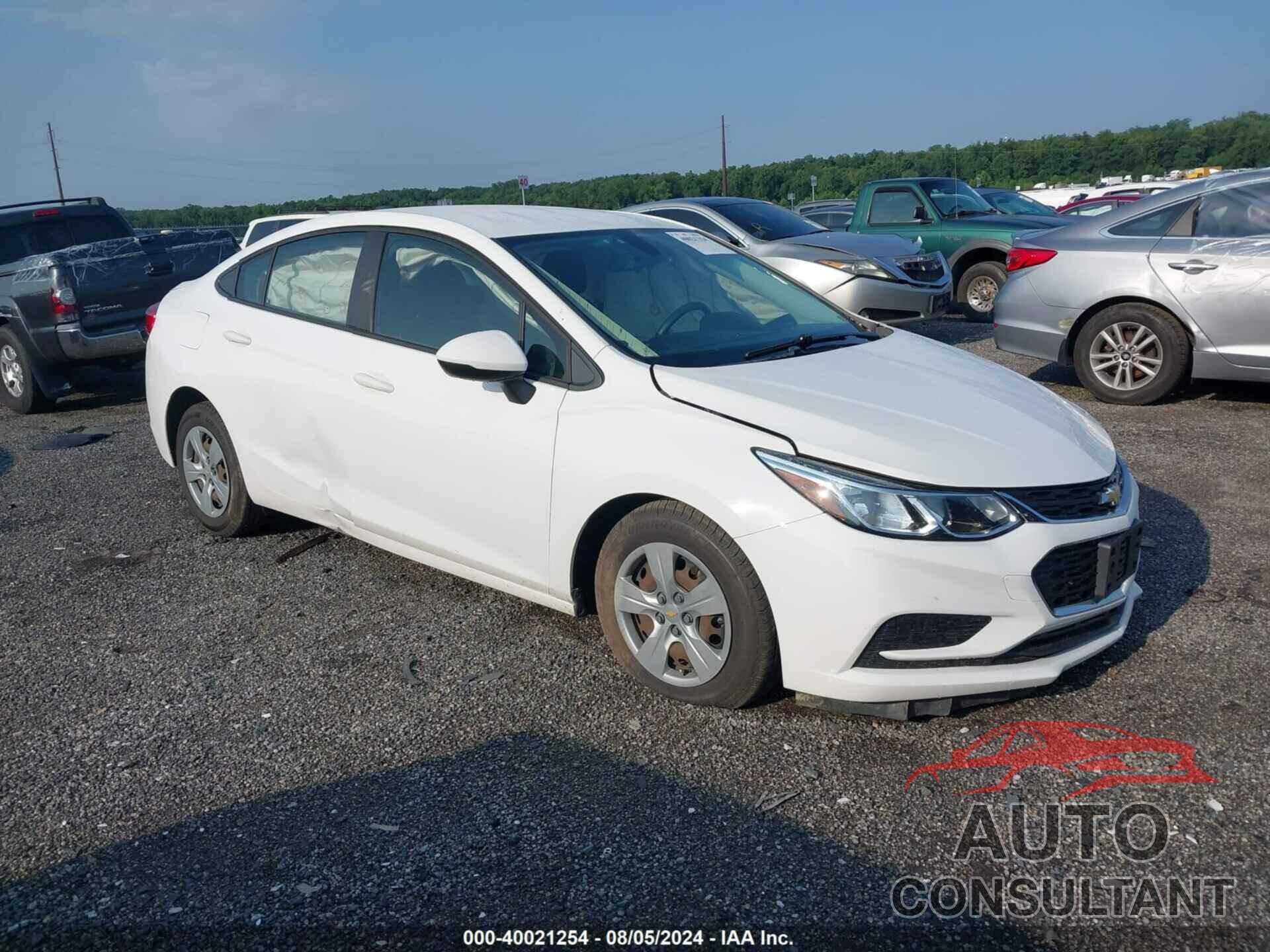 CHEVROLET CRUZE 2018 - 1G1BC5SM5J7131567