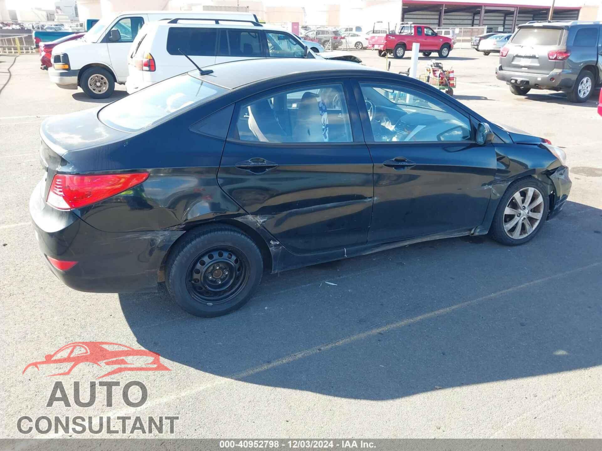HYUNDAI ACCENT 2012 - KMHCU4AE0CU076944