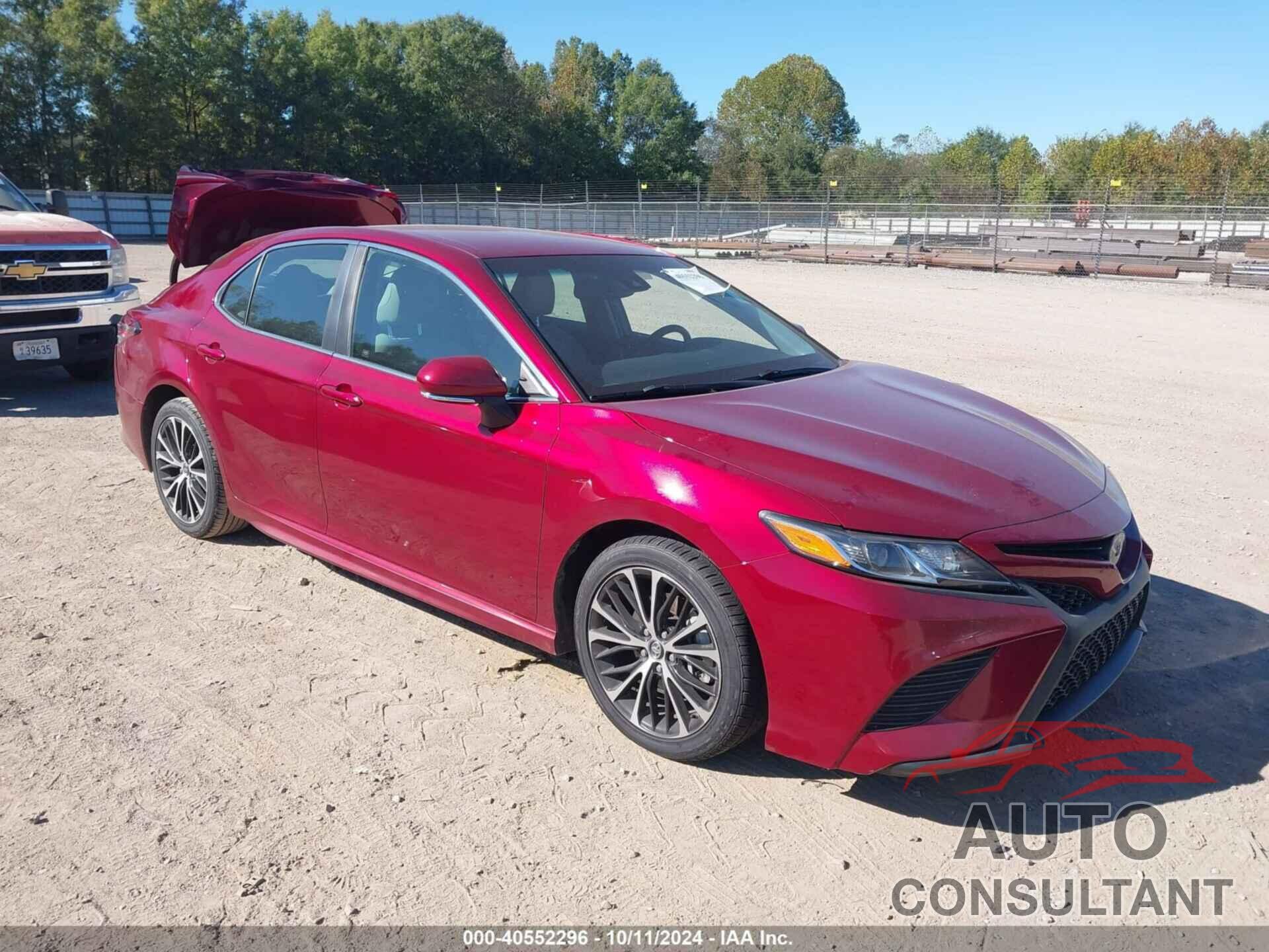 TOYOTA CAMRY 2018 - 4T1B11HKXJU599769