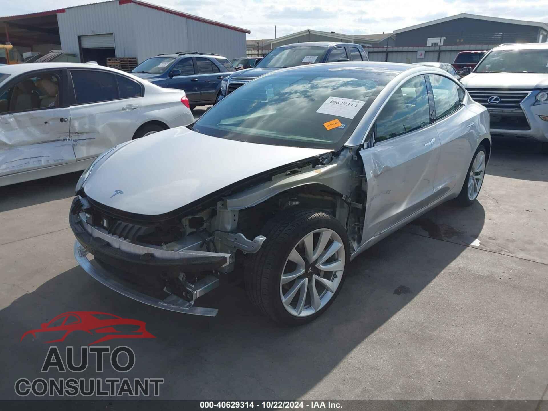 TESLA MODEL 3 2018 - 5YJ3E1EA2JF031114