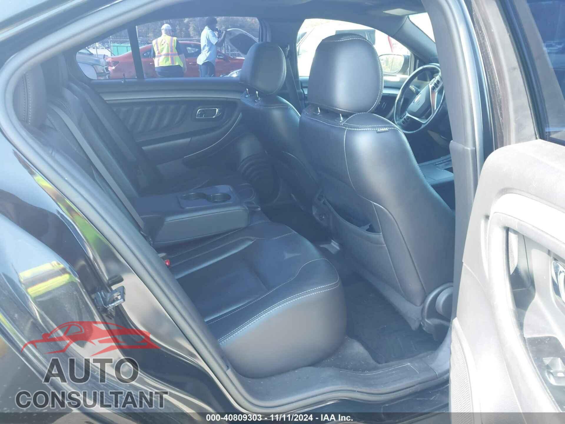 FORD TAURUS 2015 - 1FAHP2E87FG135149