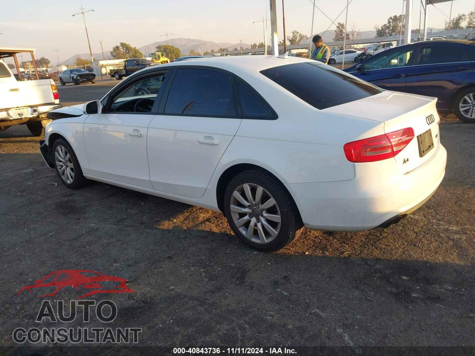 AUDI A4 2013 - WAUAFAFL7DN044948