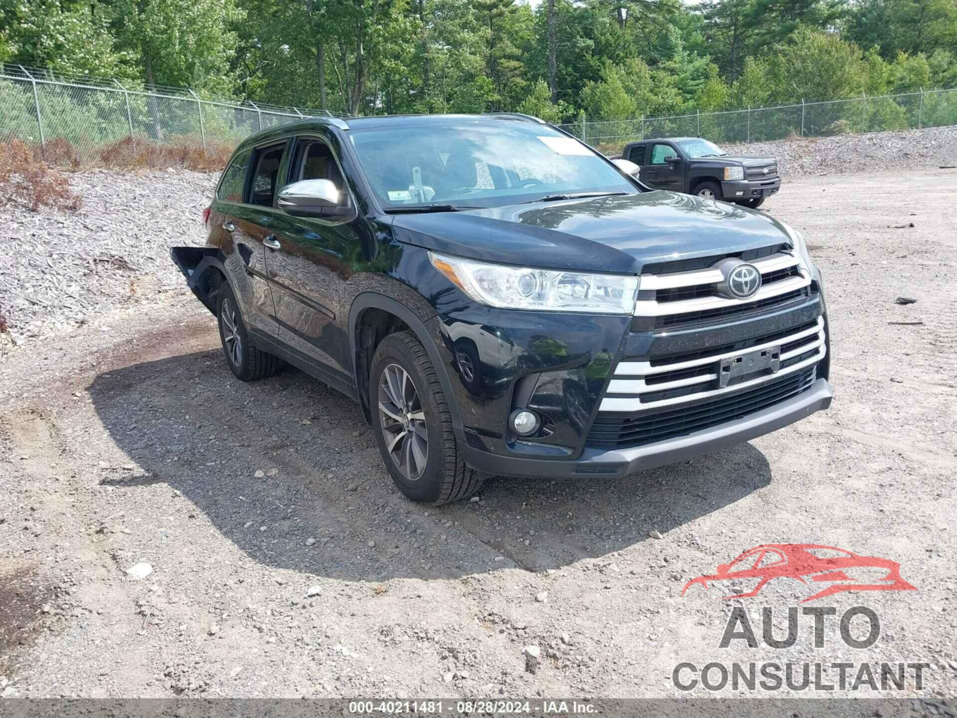 TOYOTA HIGHLANDER 2018 - 5TDJZRFH5JS534301