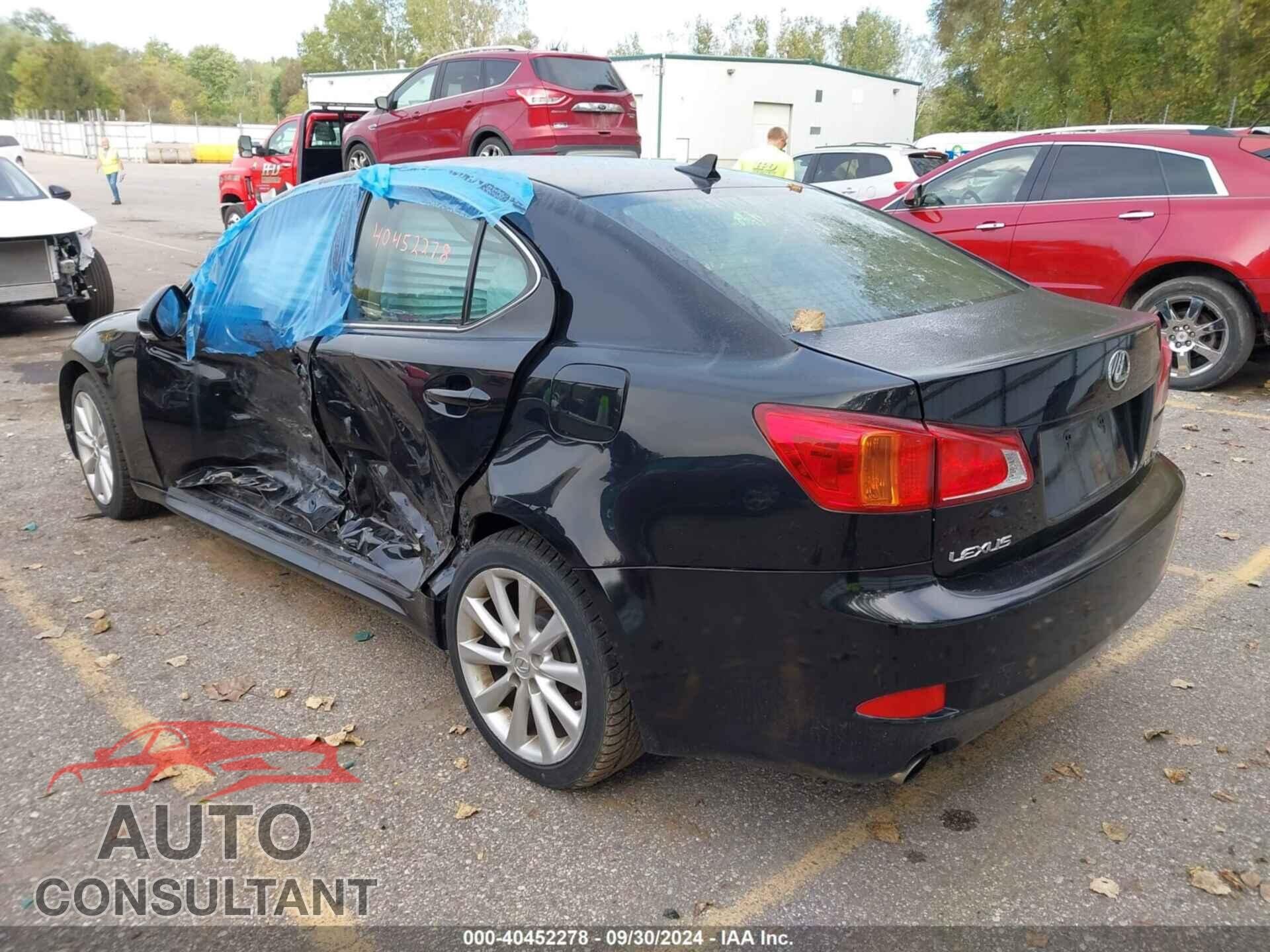LEXUS IS 250 2010 - JTHCF5C28A5042103